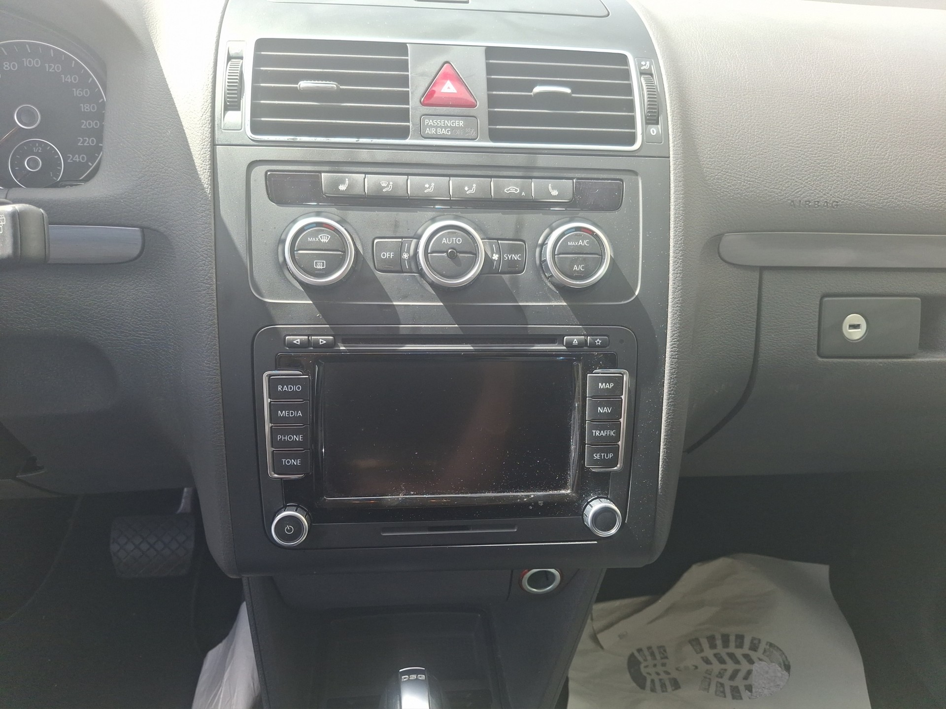 VW Touran 1.6 TDI BMT Comfortline DSG-image-10