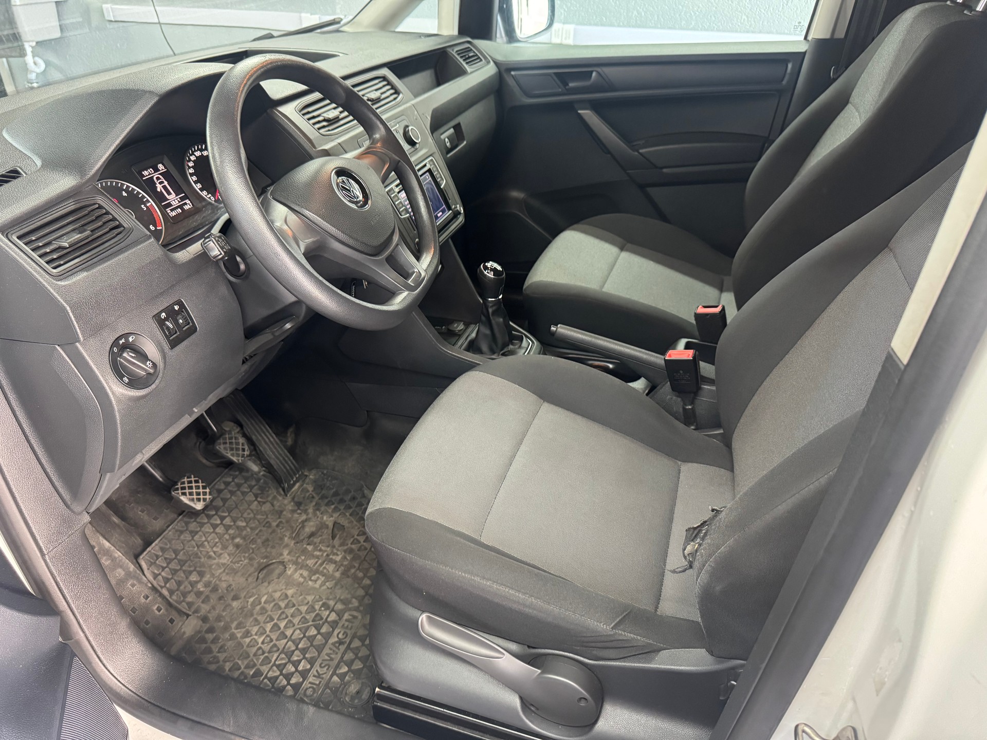 VW Caddy Maxi 2.0TDI 4Motion BlueMotion Technology-image-6