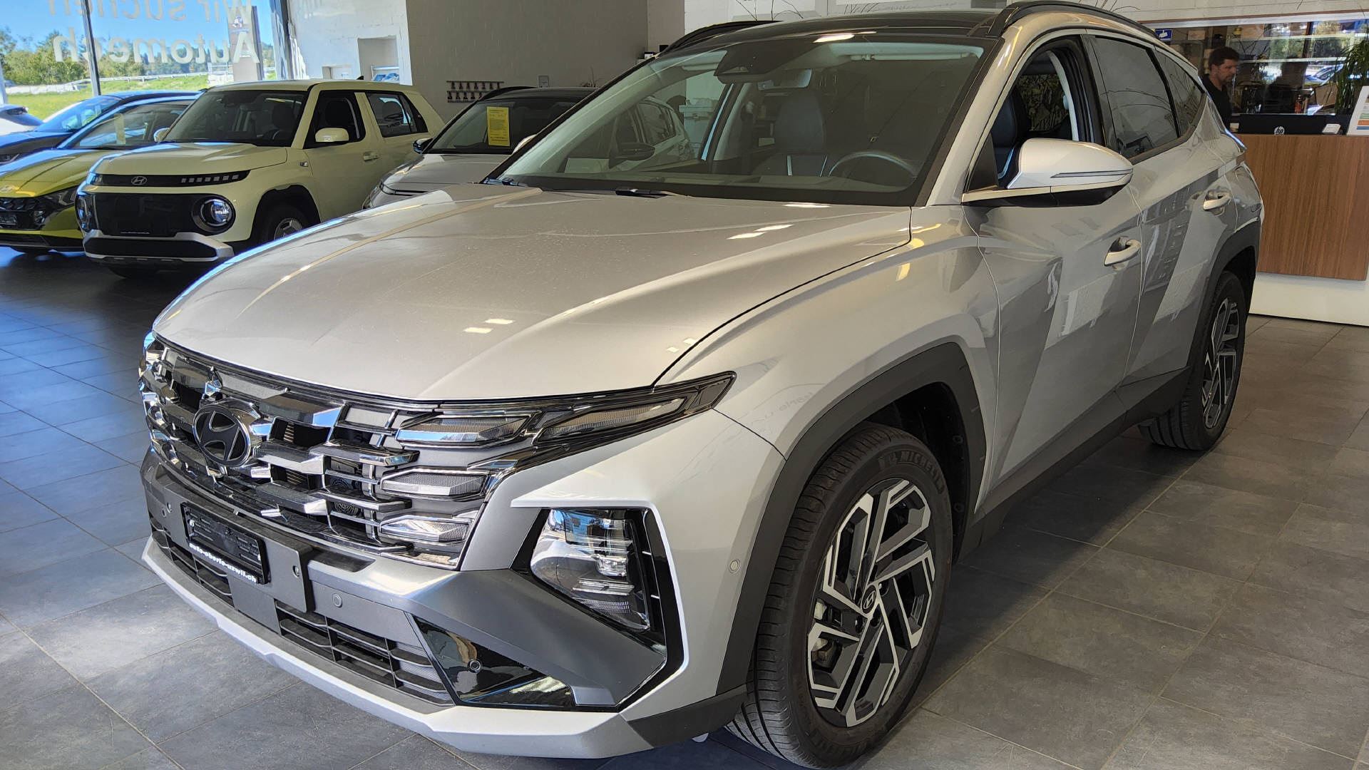 HYUNDAI Tucson 1.6 T-GDi HEV Vertex Swiss Edition 4WD-image-4