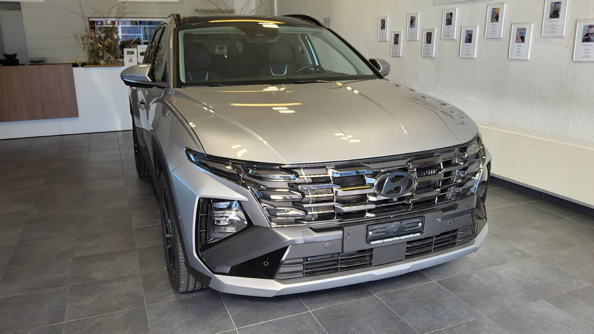 HYUNDAI Tucson 1.6 T-GDi HEV Vertex Swiss Edition 4WD-image-2