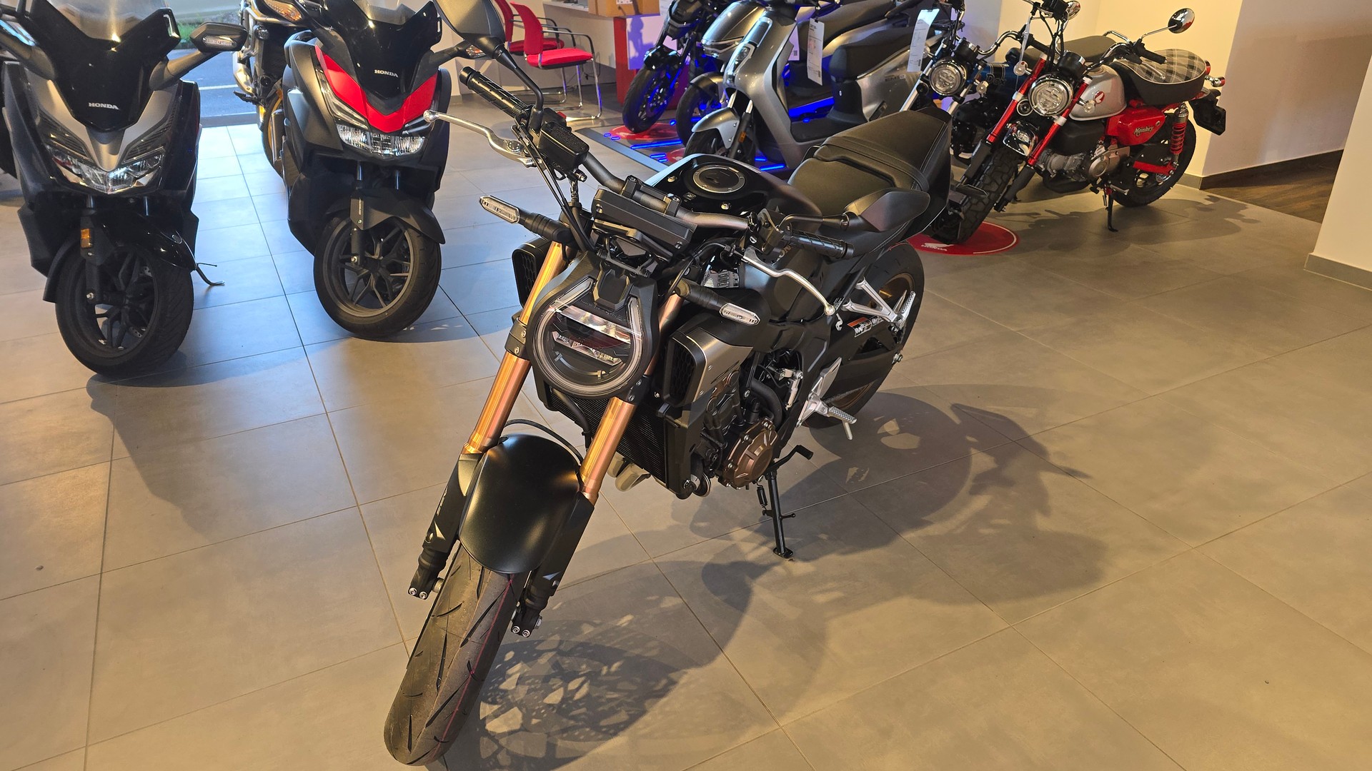 HONDA CB 650 R E-Clutch