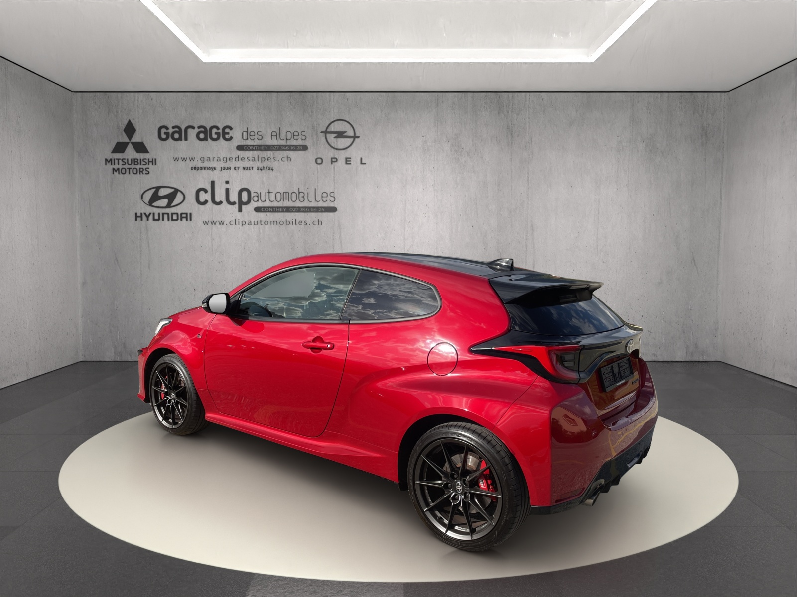 TOYOTA GR Yaris 1.6 Turbo Sport 4x4-image-6