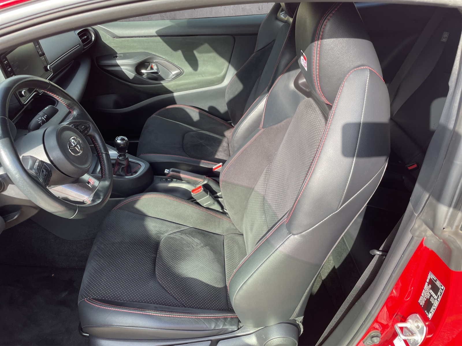 TOYOTA GR Yaris 1.6 Turbo Sport 4x4-image-8