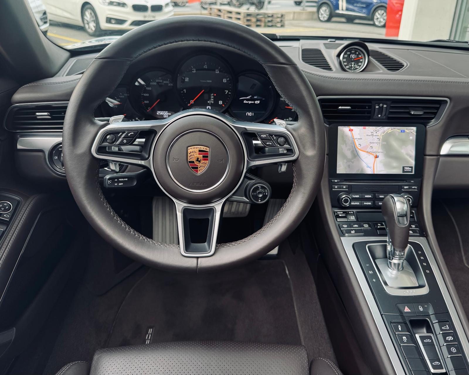 PORSCHE 911 Targa 4S PDK-image-12