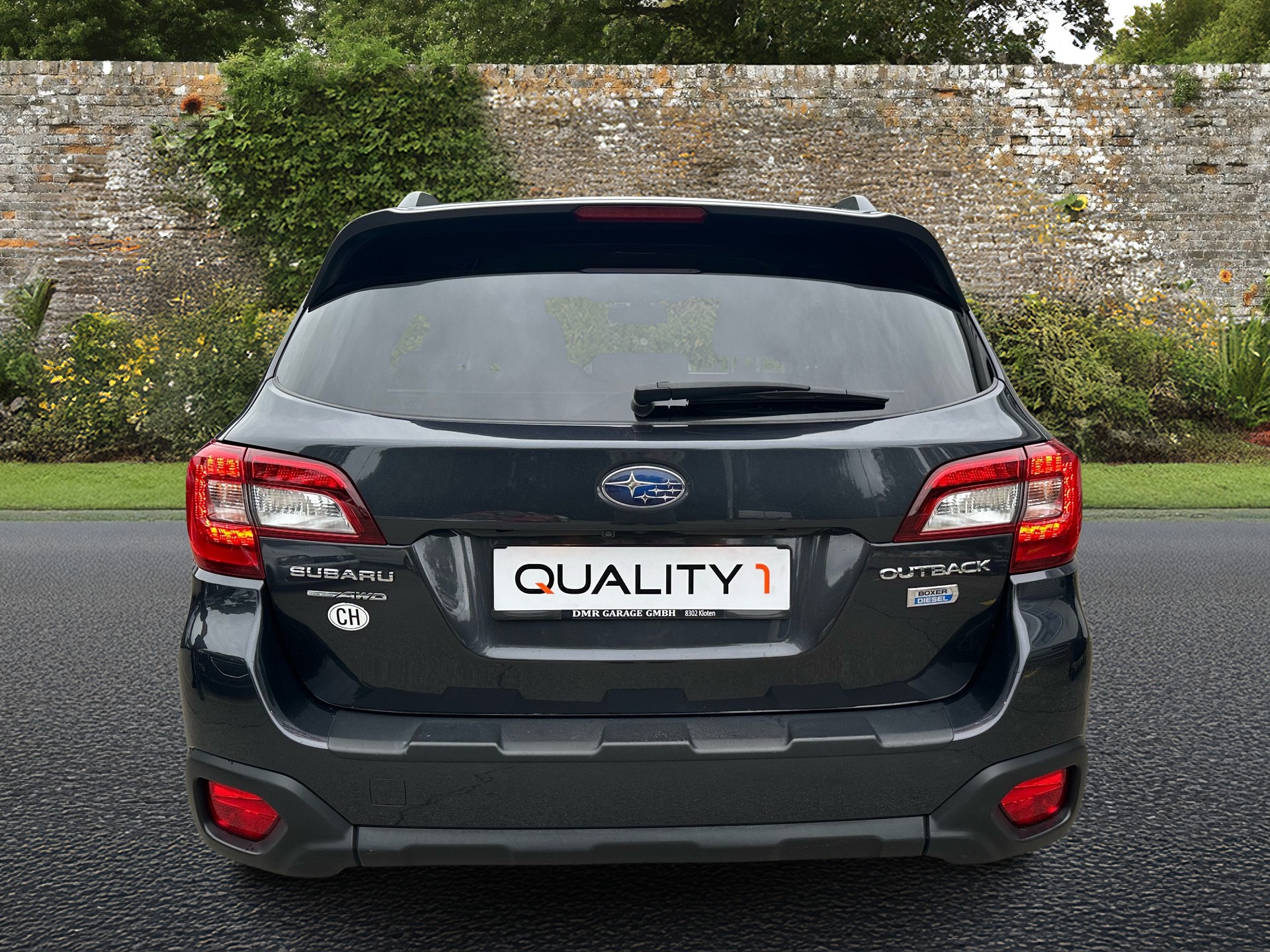 SUBARU Outback 2.0D Swiss AWD Lineartronic-image-3