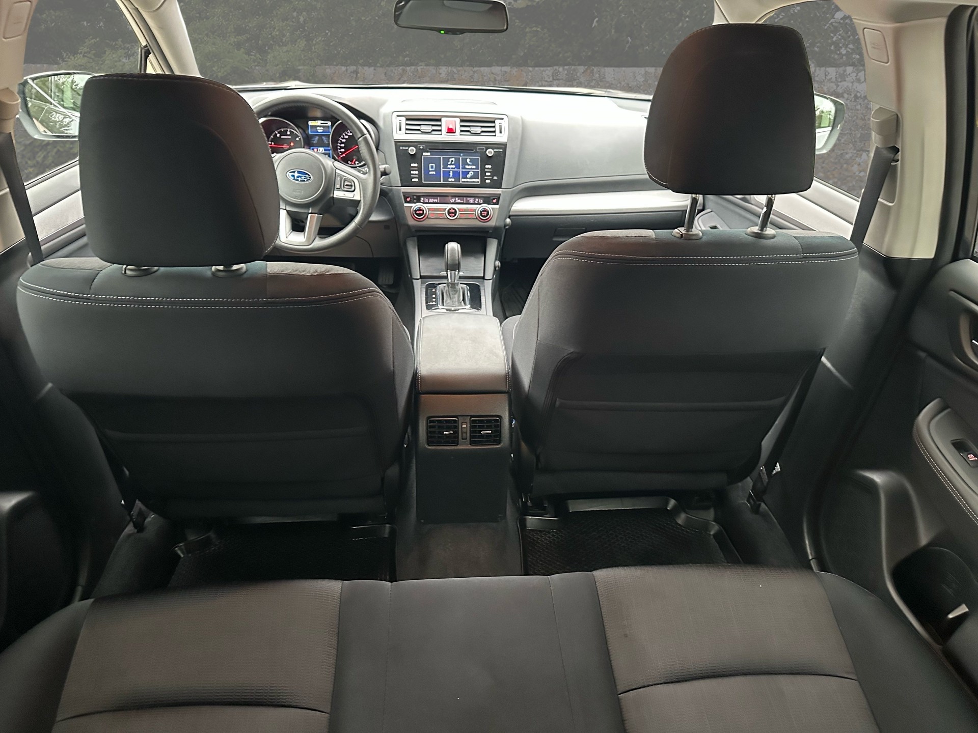 SUBARU Outback 2.0D Swiss AWD Lineartronic-image-10