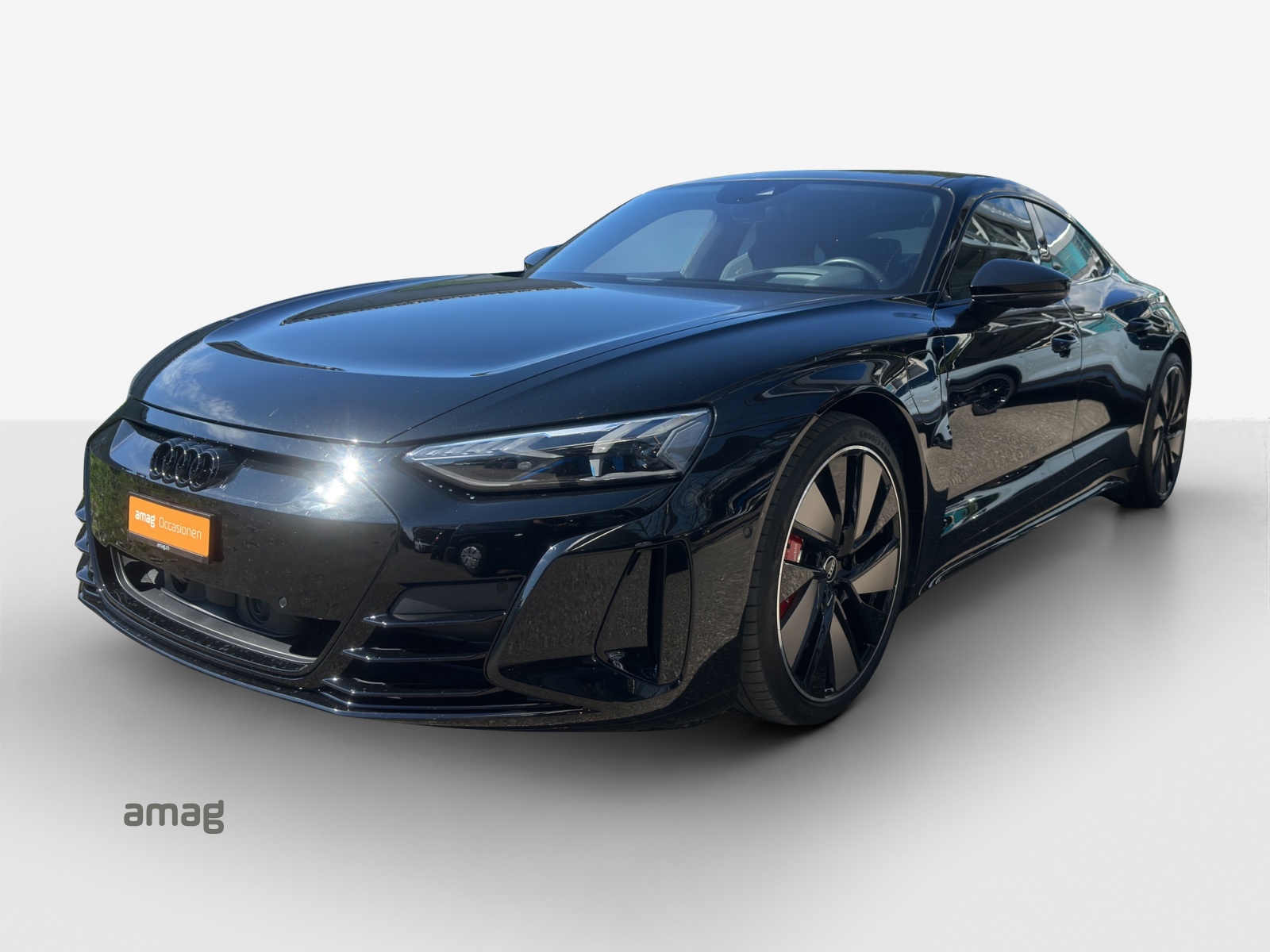 AUDI e-tron GT quattro-image-0