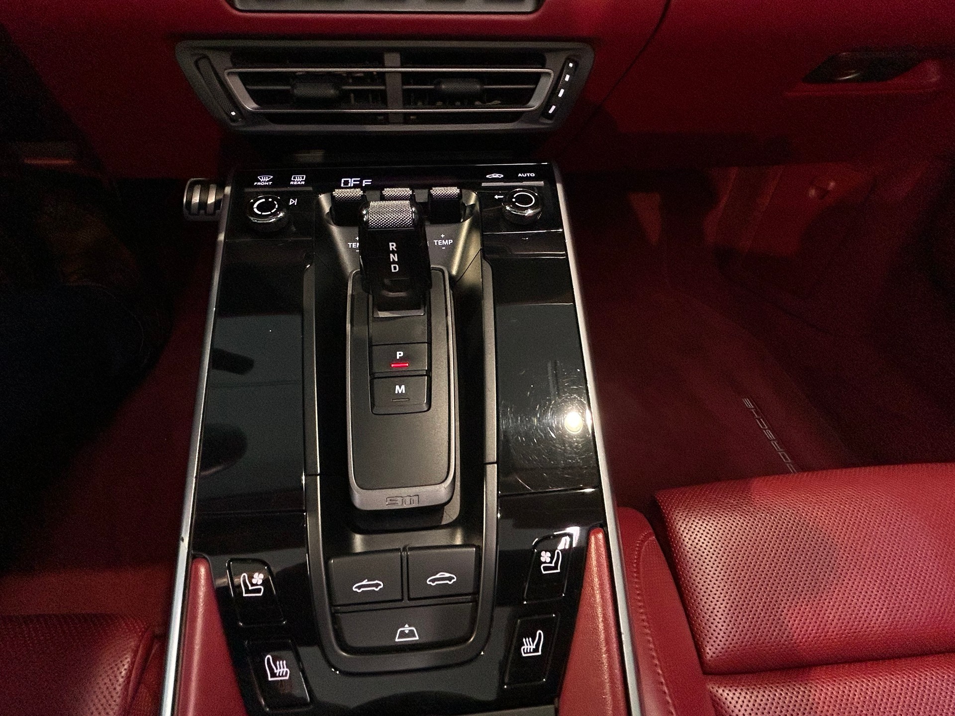 PORSCHE 911 Turbo S Cabriolet PDK-image-20