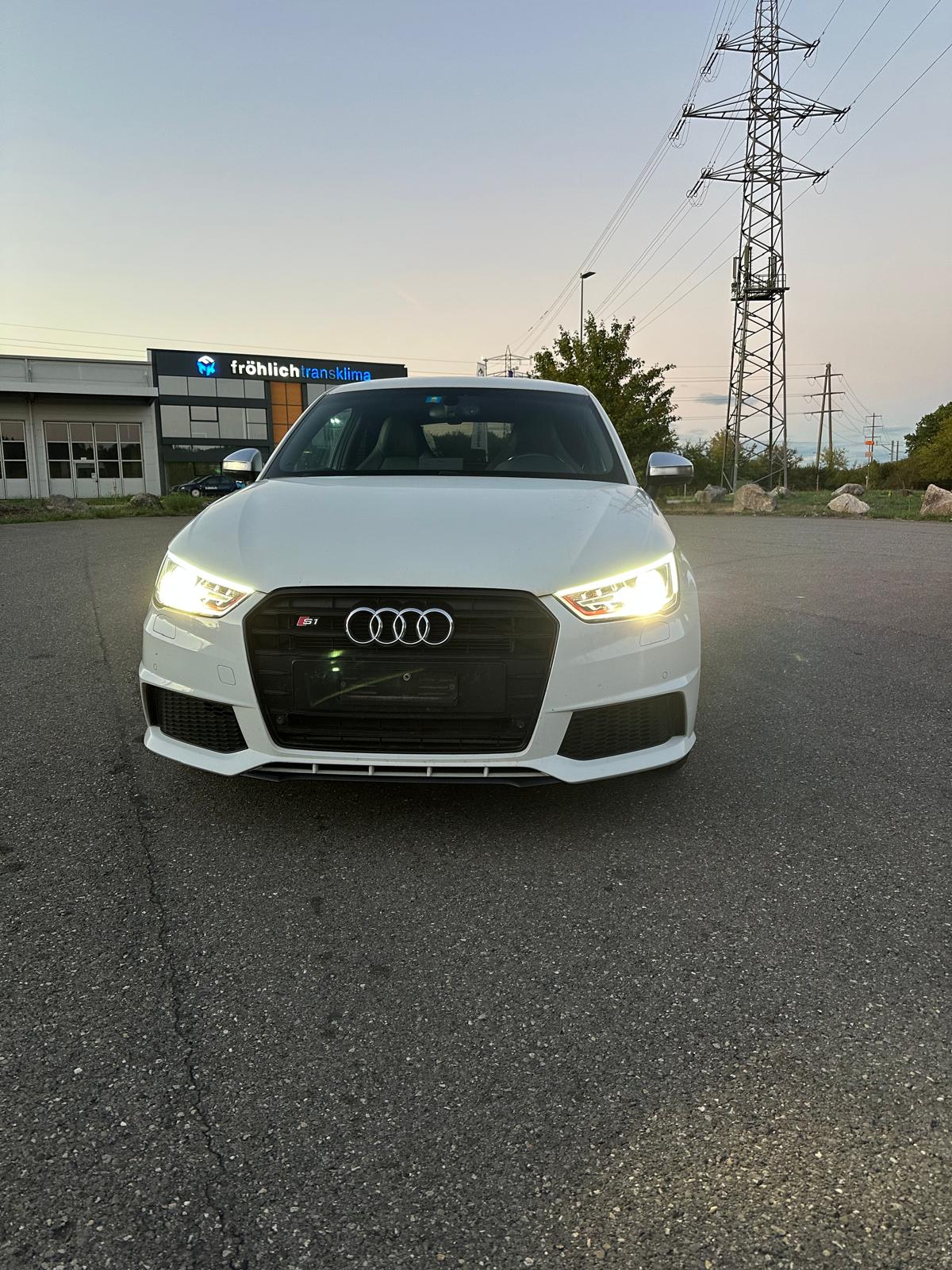 AUDI S1 2.0 TFSI quattro-image-2
