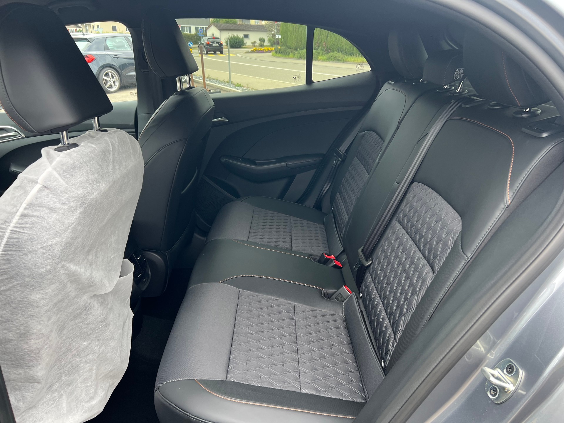 MG 3 1.5 Hybrid Luxury Aut.-image-19