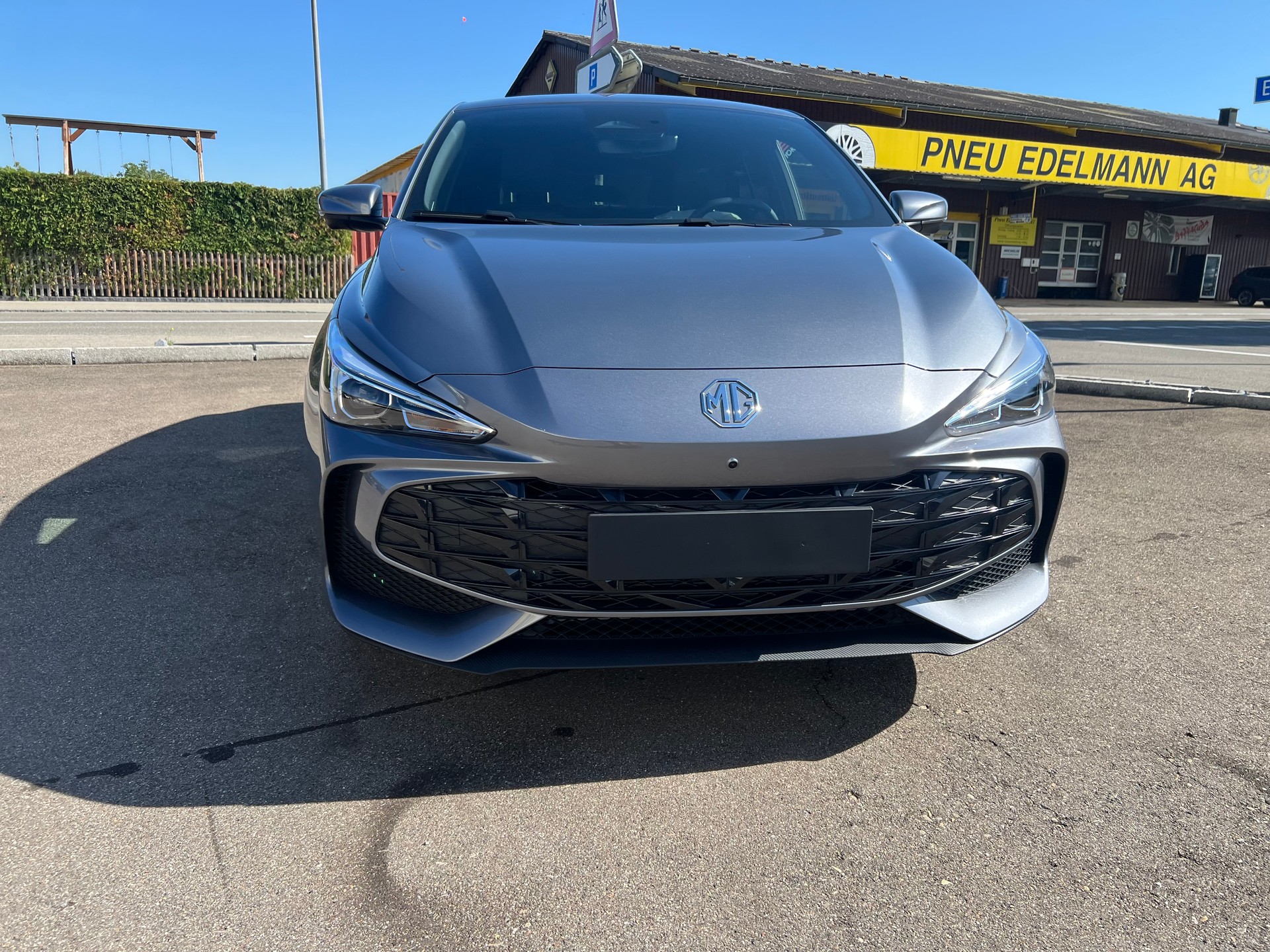 MG 3 1.5 Hybrid Luxury Aut.-image-4