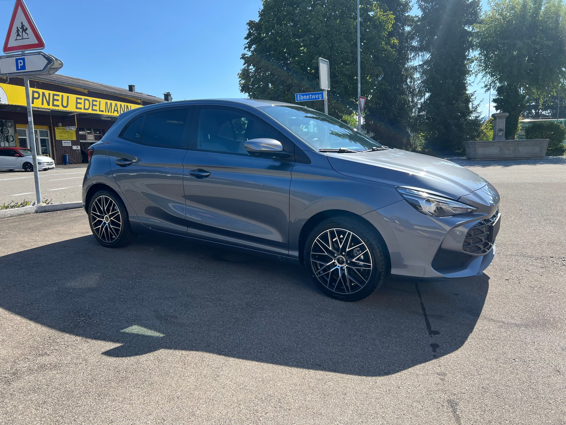 MG 3 1.5 Hybrid Luxury Aut.-image-7