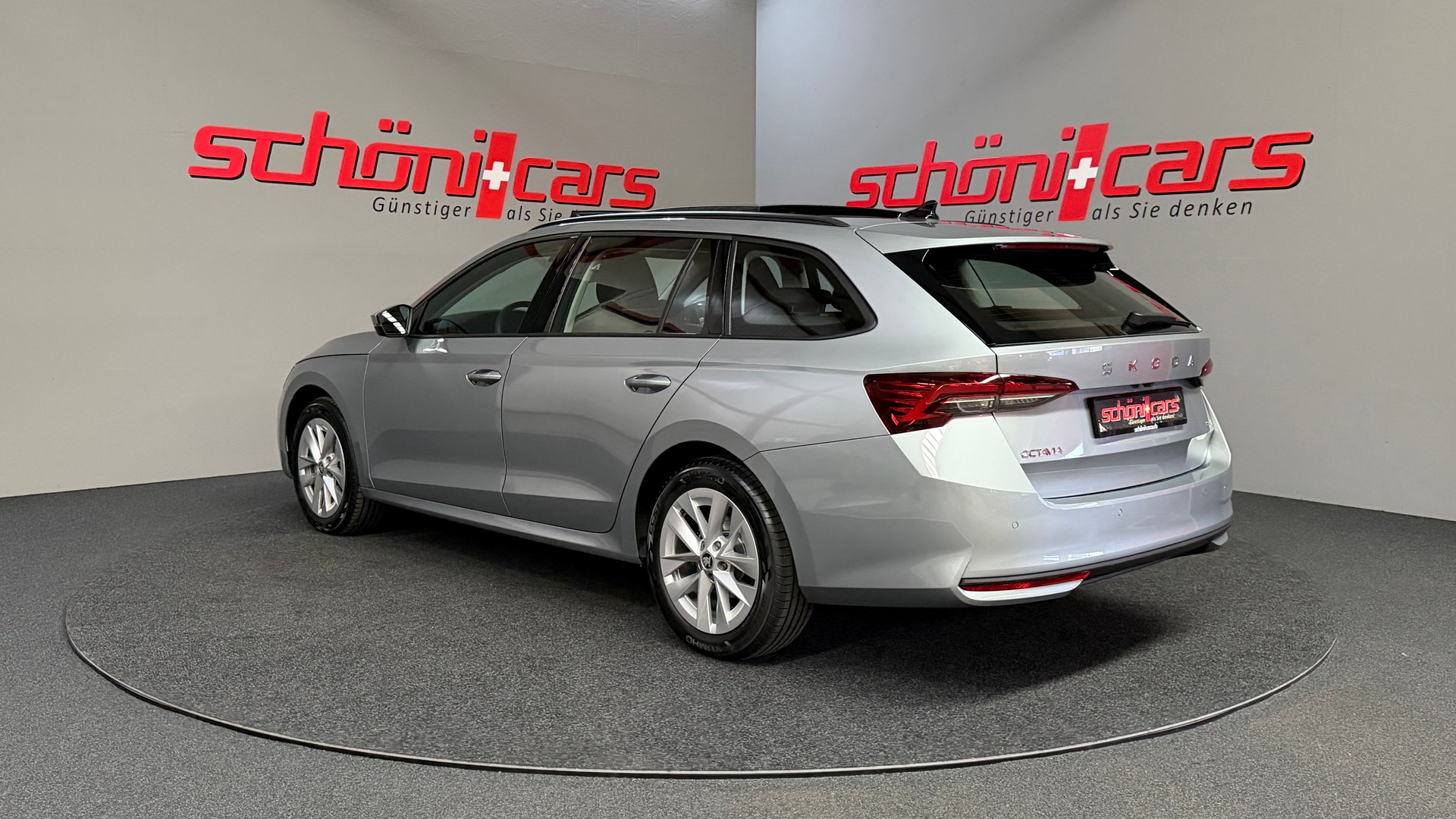 SKODA Octavia Combi 2.0 TSI DSG Selection 4x4-showroom-element-3