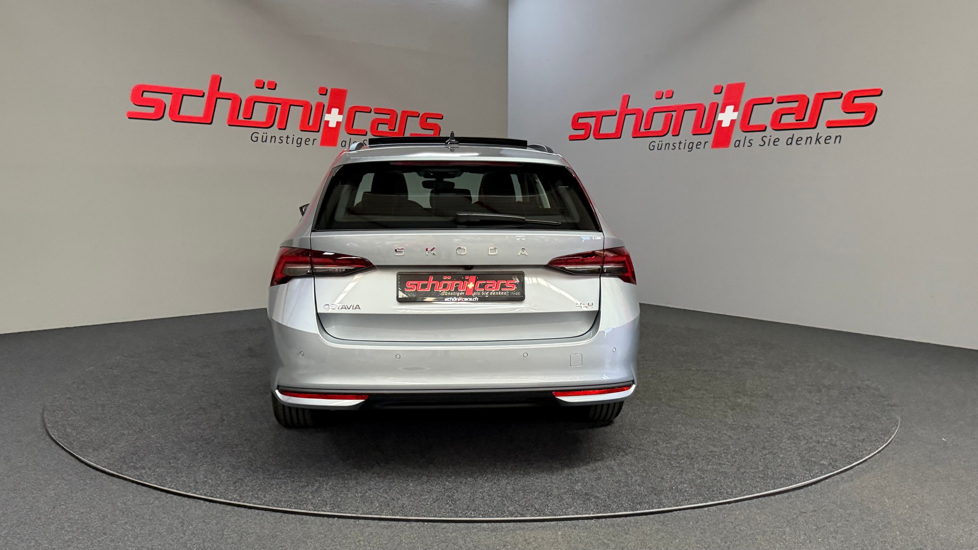 SKODA Octavia Combi 2.0 TSI DSG Selection 4x4-image-4