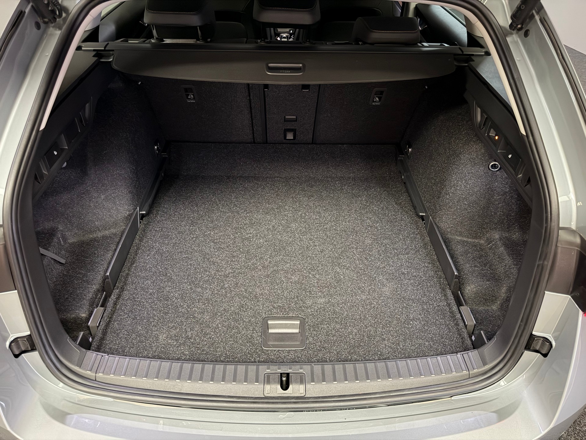 SKODA Octavia Combi 2.0 TSI DSG Selection 4x4-image-11