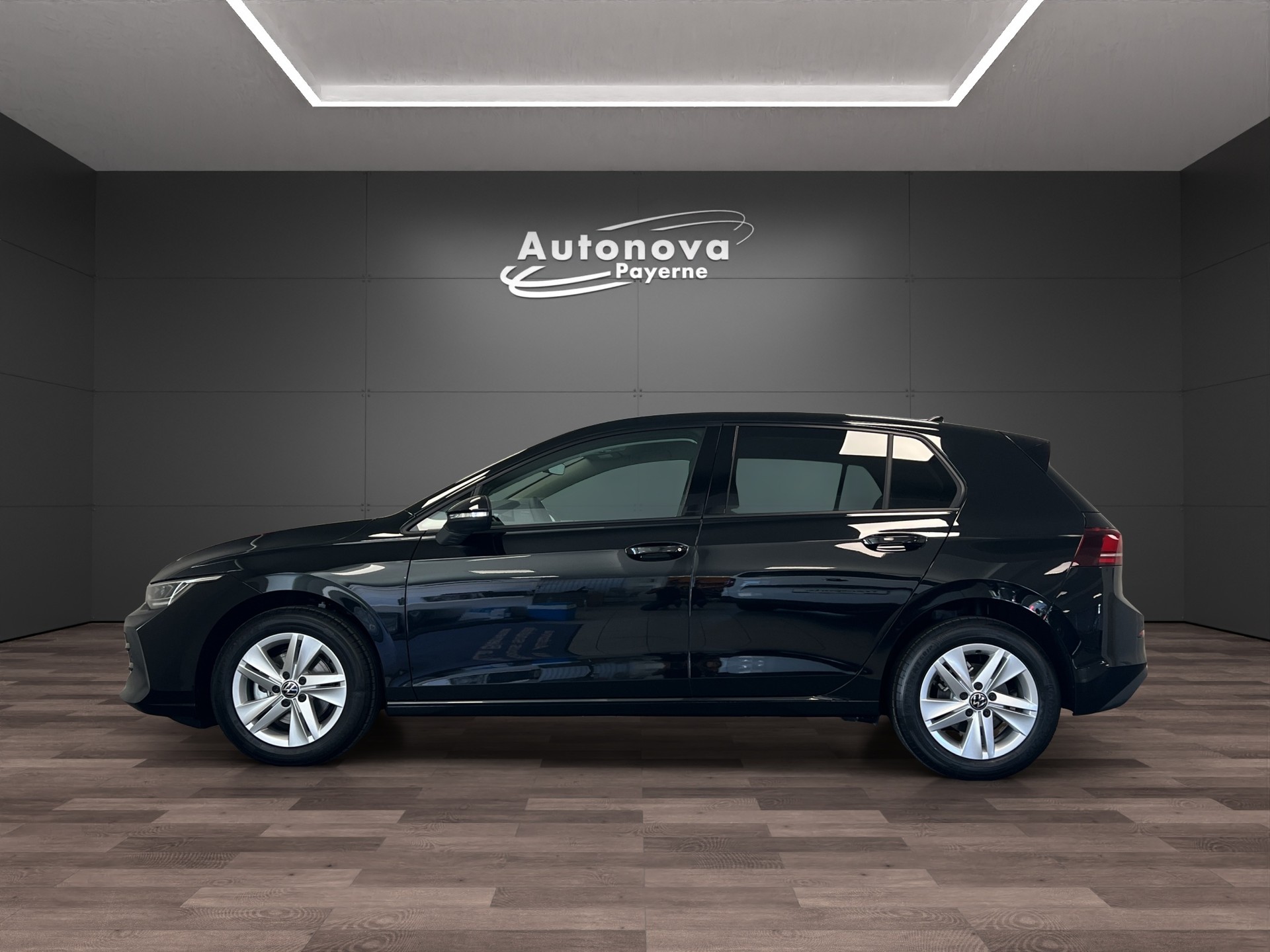 VW Golf 1.5 e TSI mHEV Value DSG-image-2