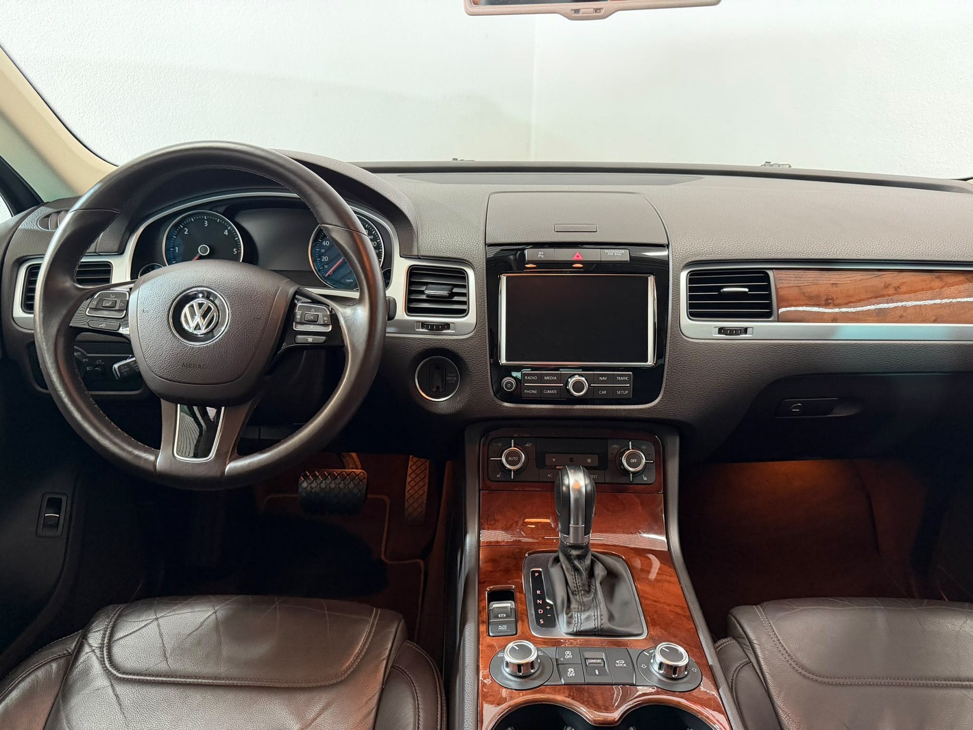 VW Touareg 3.0 TDI BlueMotion Technology Tiptronic-image-10