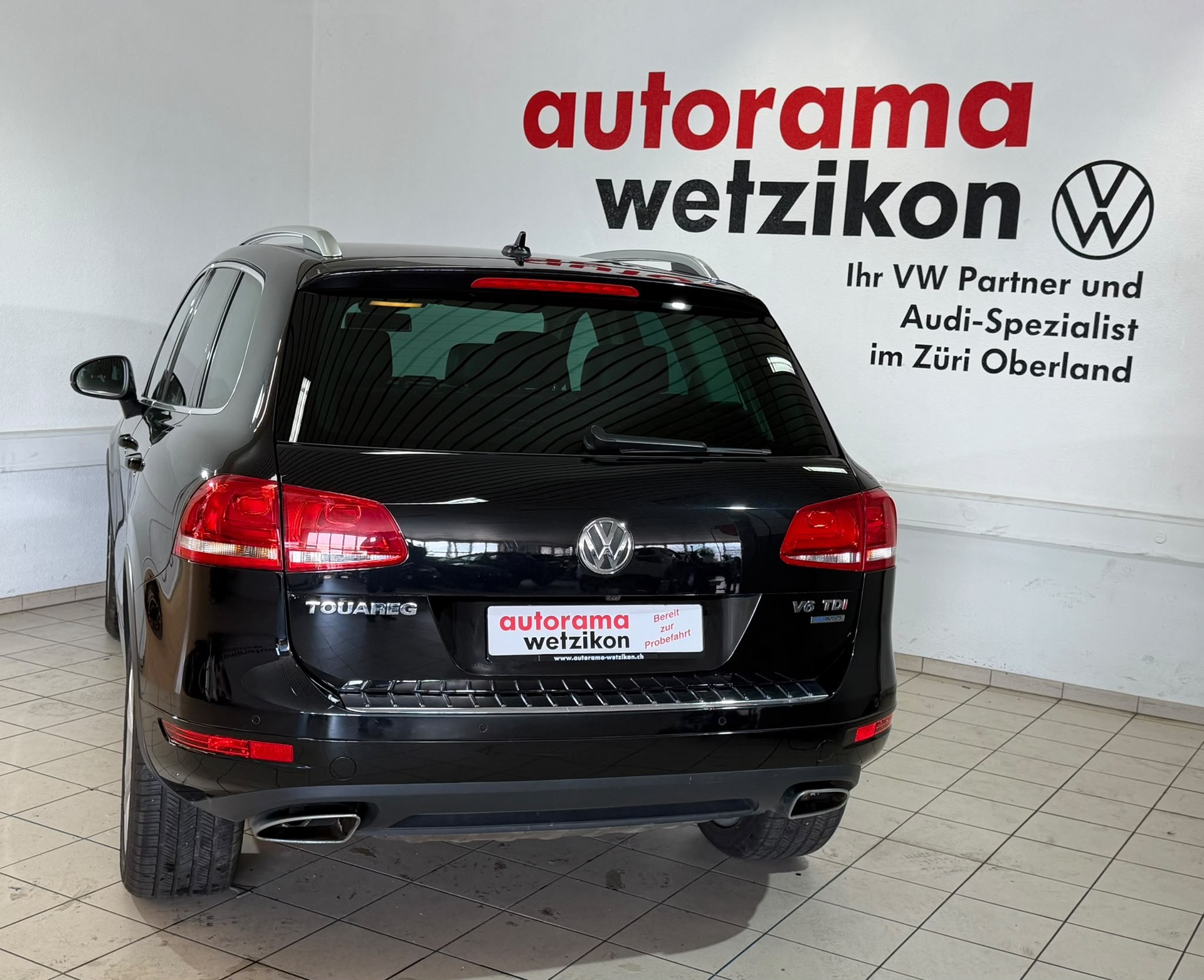 VW Touareg 3.0 TDI BlueMotion Technology Tiptronic-image-3