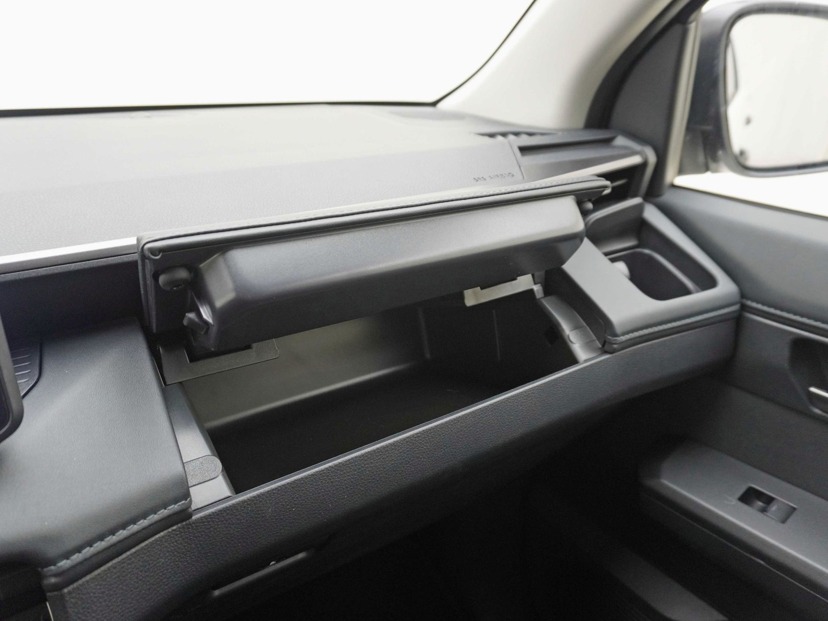 TOYOTA Hilux Double Cab.-Pick-up 59KWh Style ** 360° Kamera Rundumsicht **-image-18