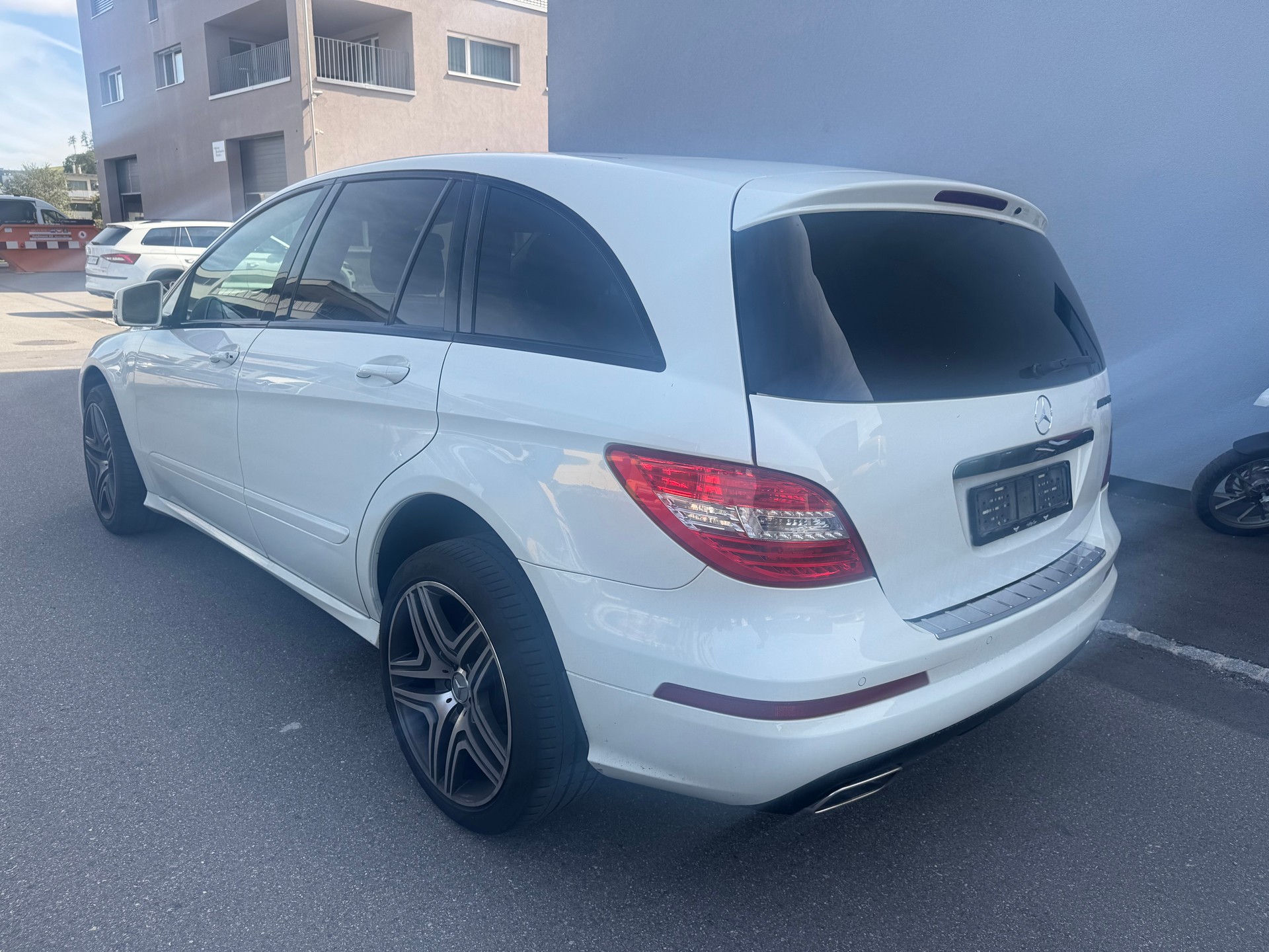 MERCEDES-BENZ R 350 (320) CDI 4Matic 7G-Tronic-image-11