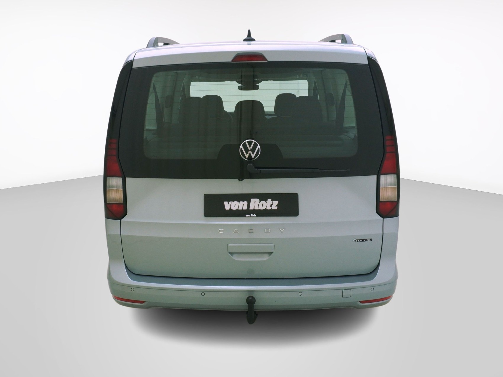 VW Caddy Maxi 2.0 TDI 4Motion-image-2