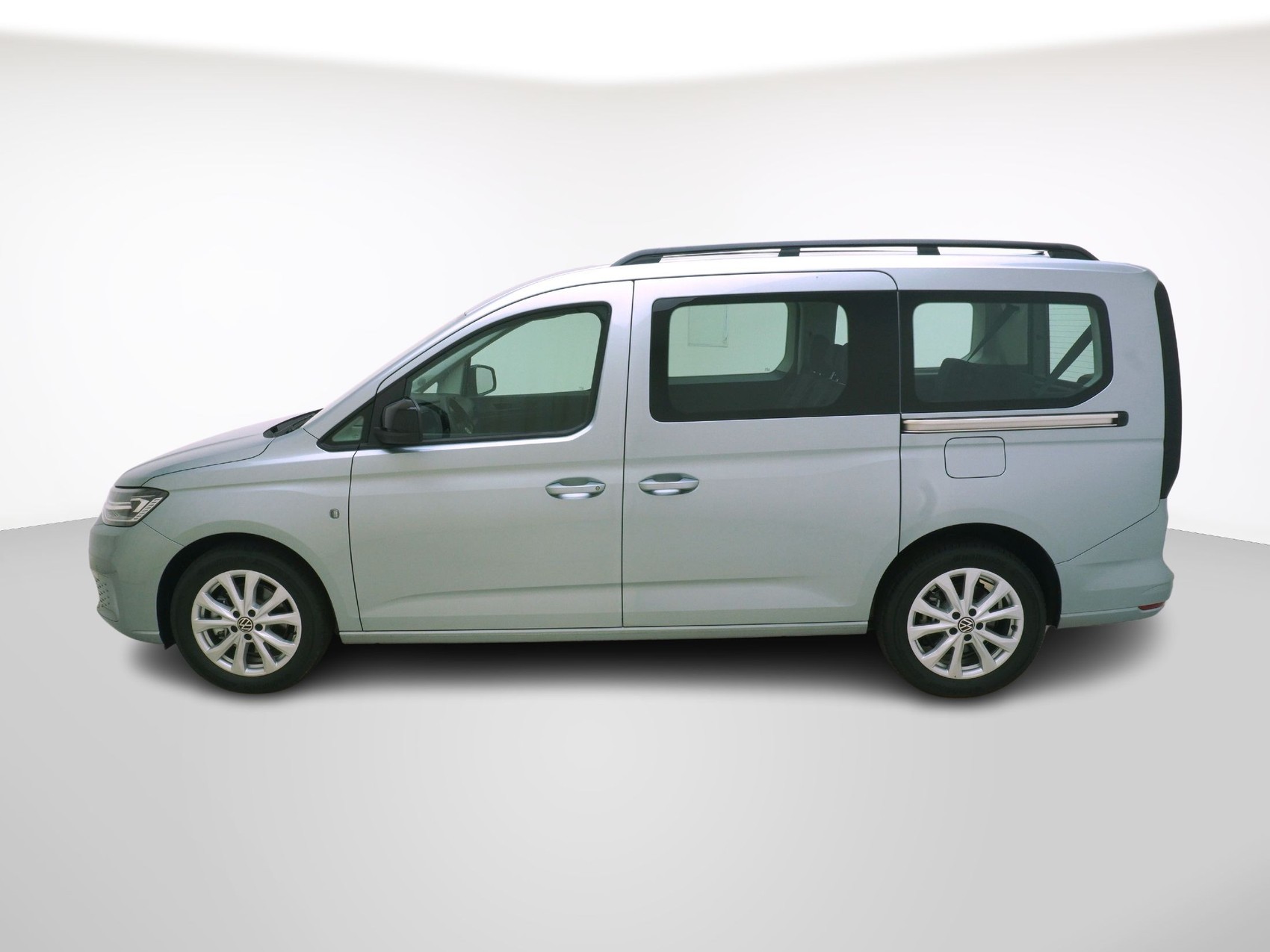 VW Caddy Maxi 2.0 TDI 4Motion-image-1