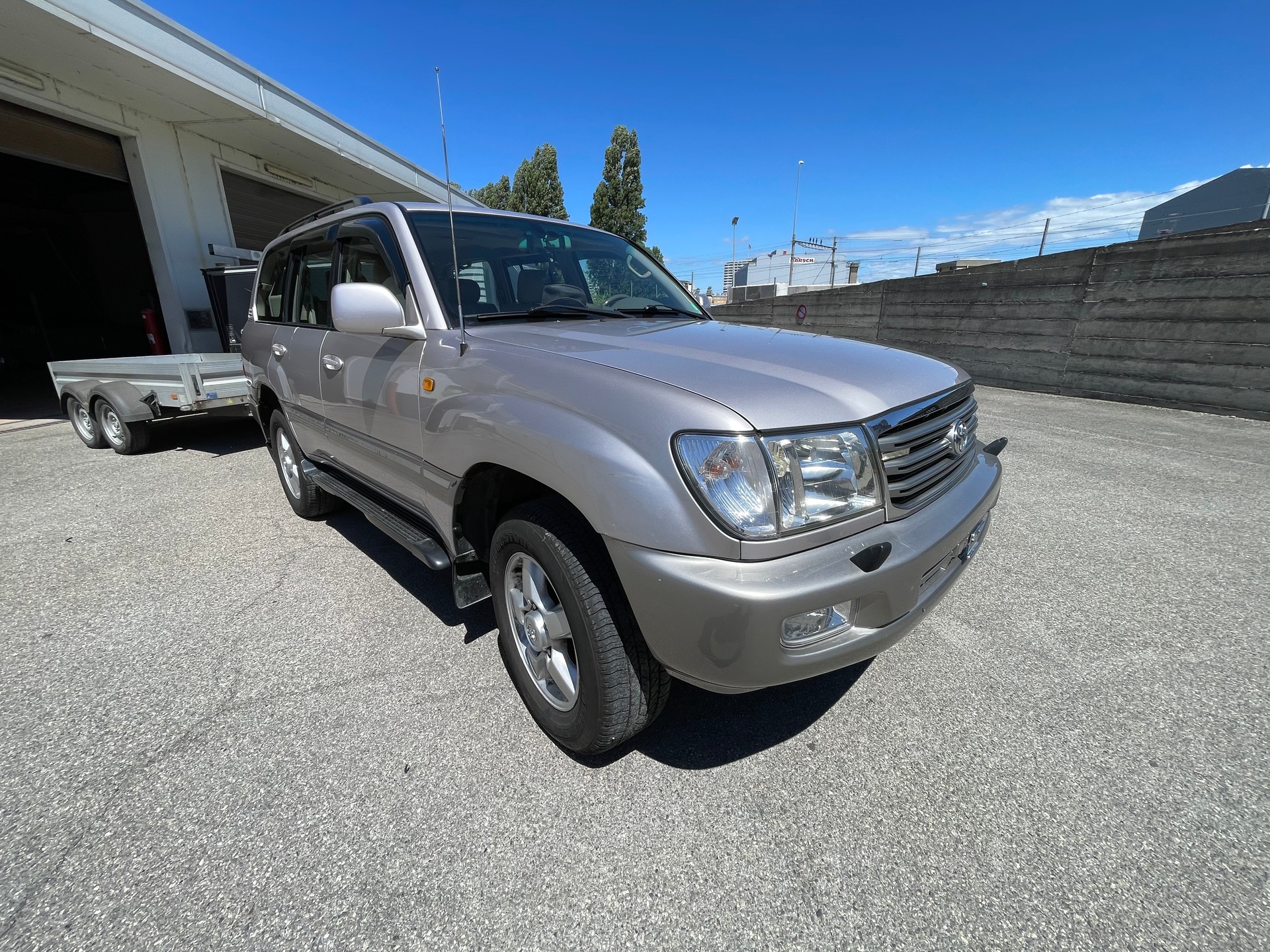 TOYOTA 4.2 TDI-I Linea Sol 5P.-image-0