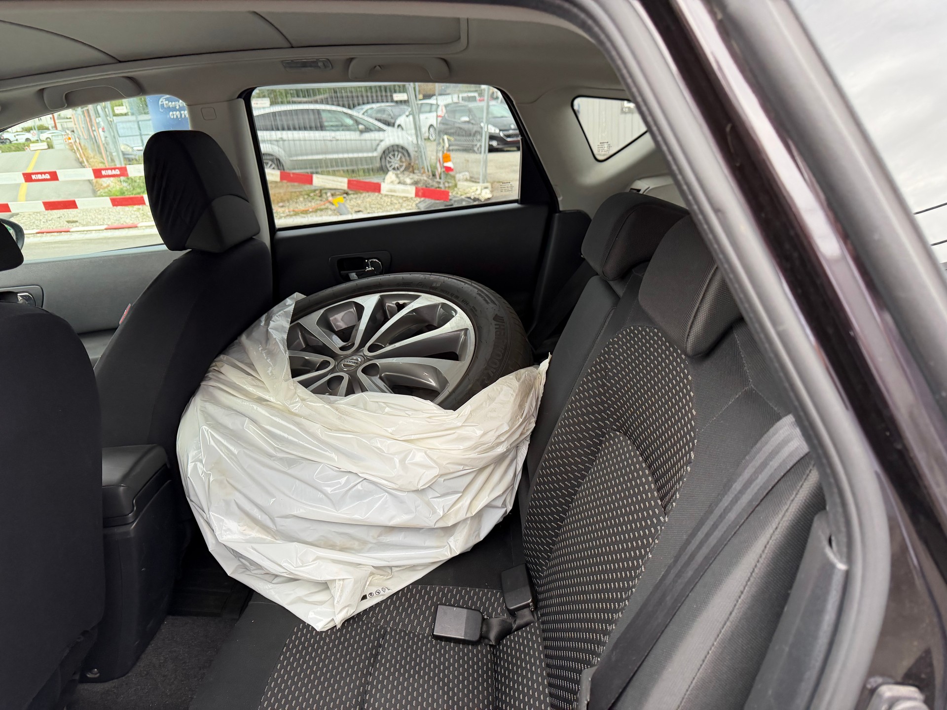 NISSAN Qashqai 2.0 tekna-image-11