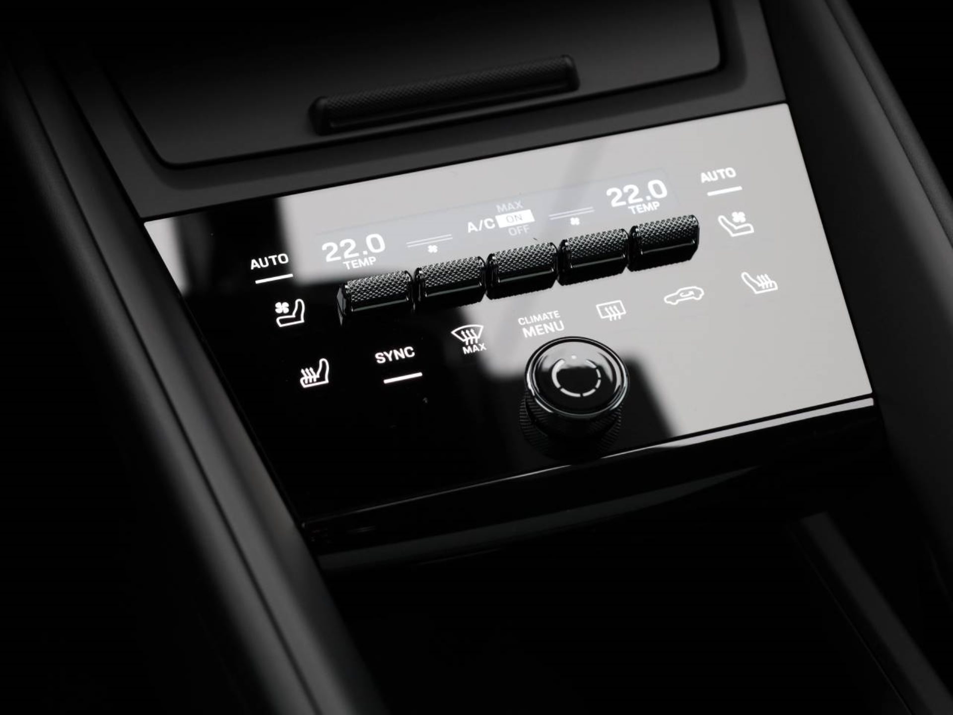 PORSCHE Macan 4S-image-14