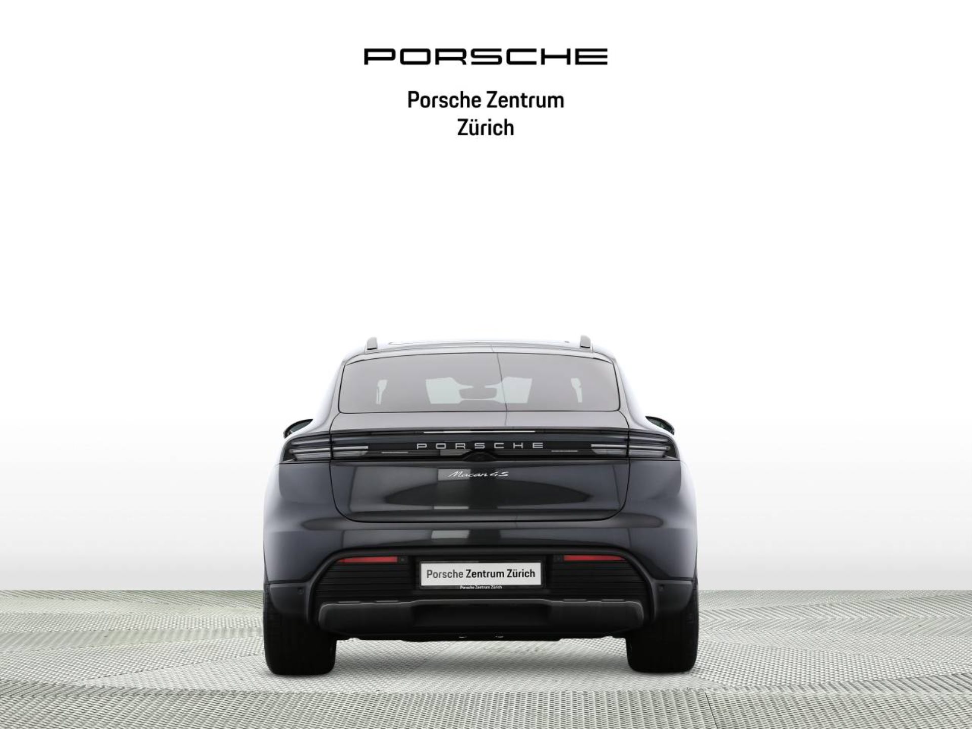 PORSCHE Macan 4S-image-6