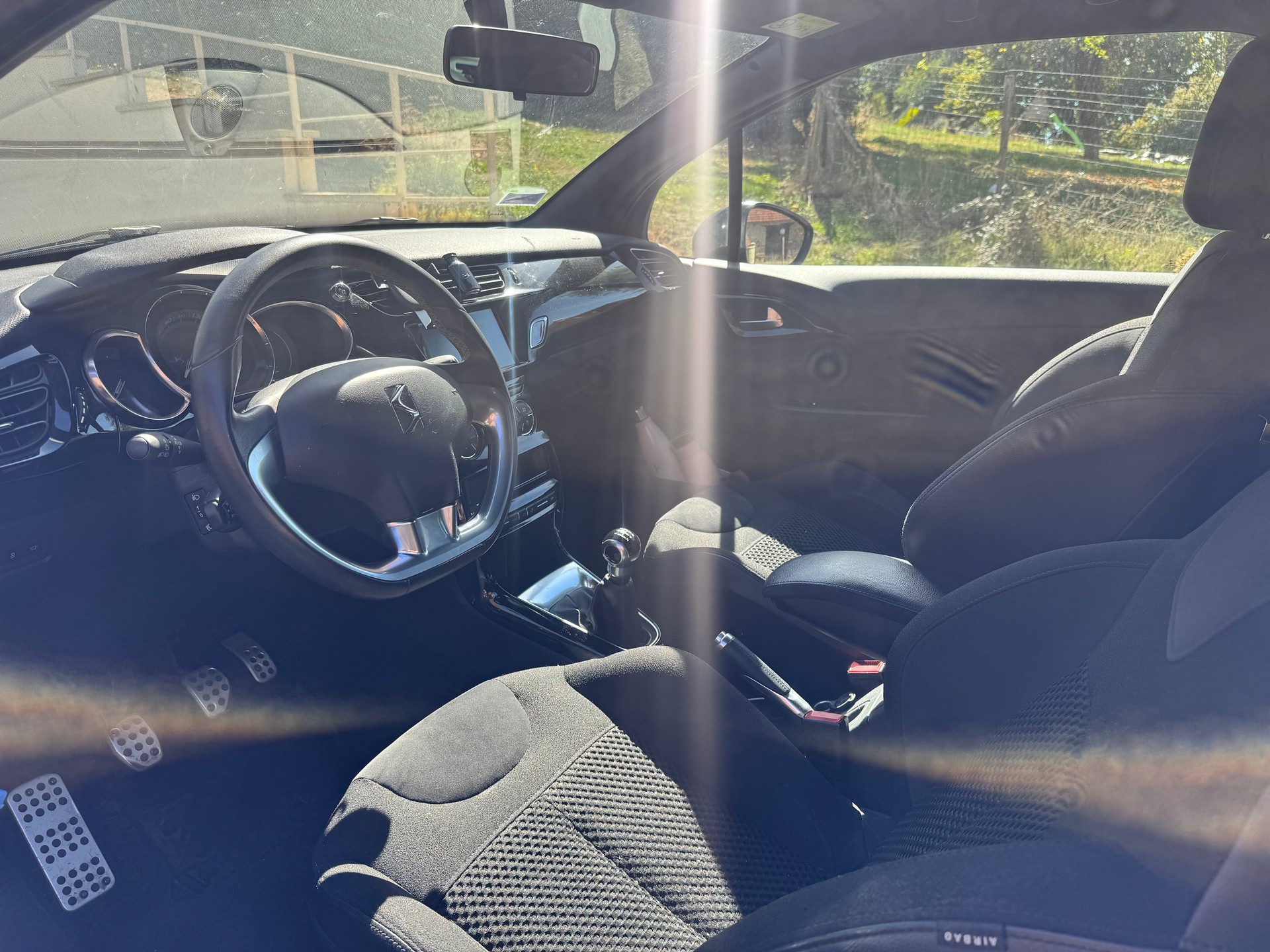DS AUTOMOBILES 1.2 PureTech So Chic-image-5