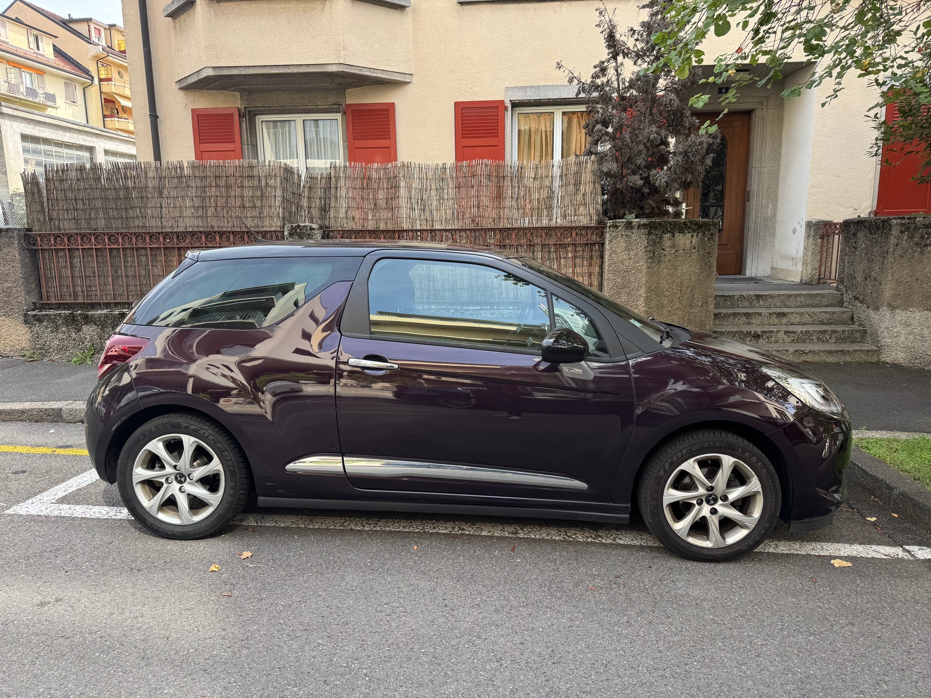 DS AUTOMOBILES 1.2 PureTech So Chic-image-4