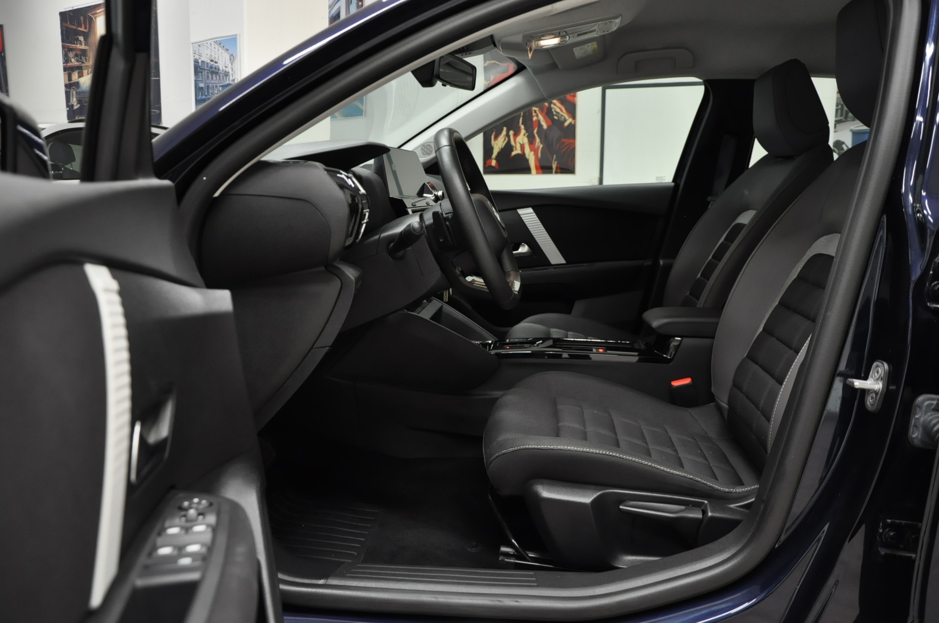 CITROEN C4 1.2 130 Max EAT8-image-9