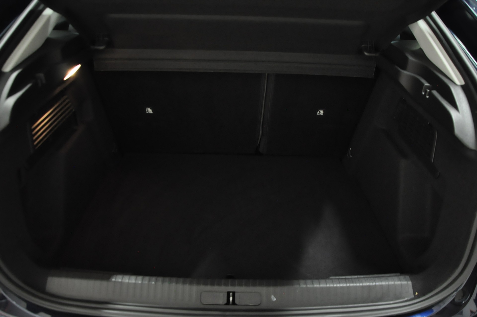 CITROEN C4 1.2 130 Max EAT8-image-22