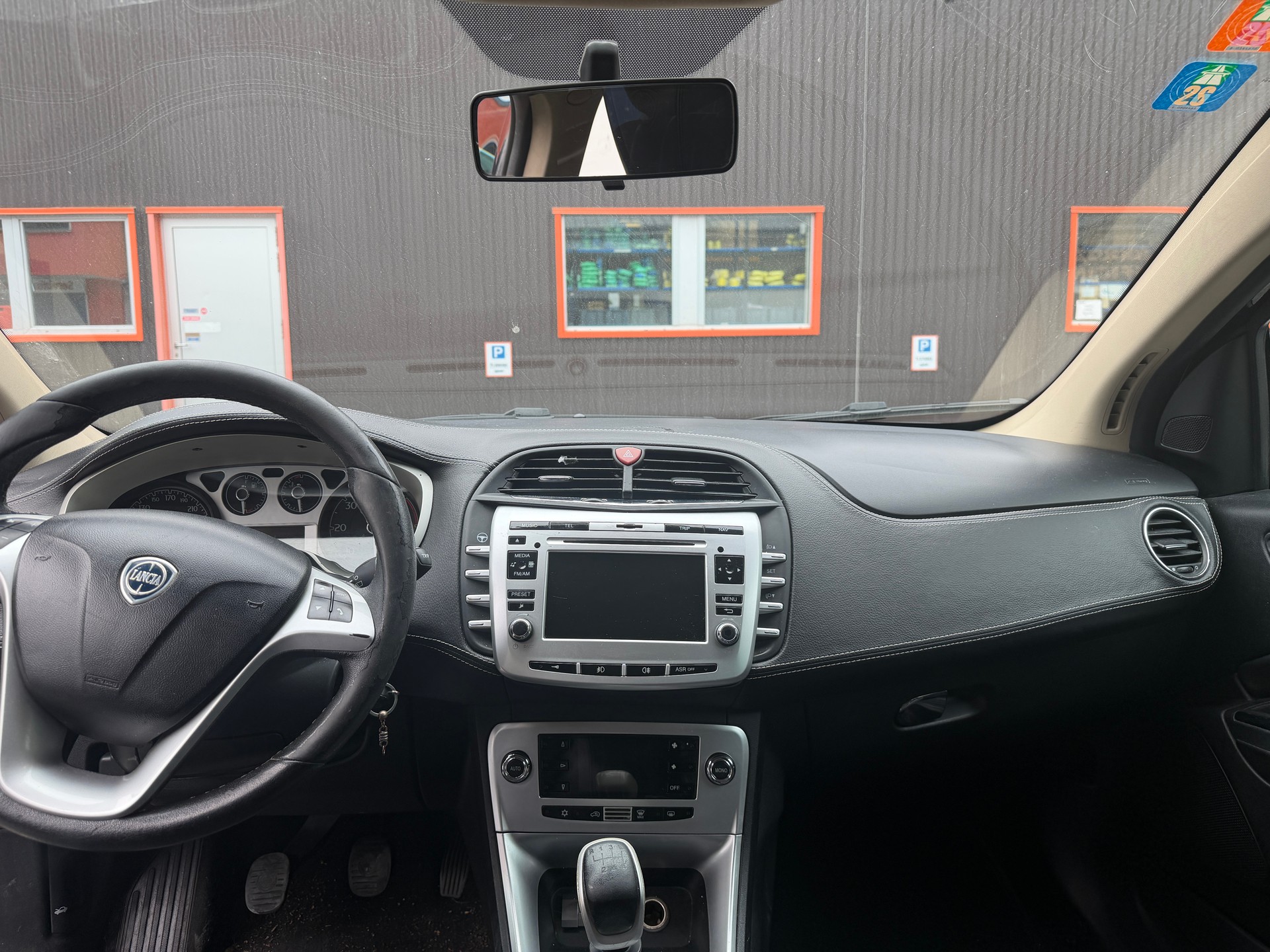 LANCIA DELTA-image-5