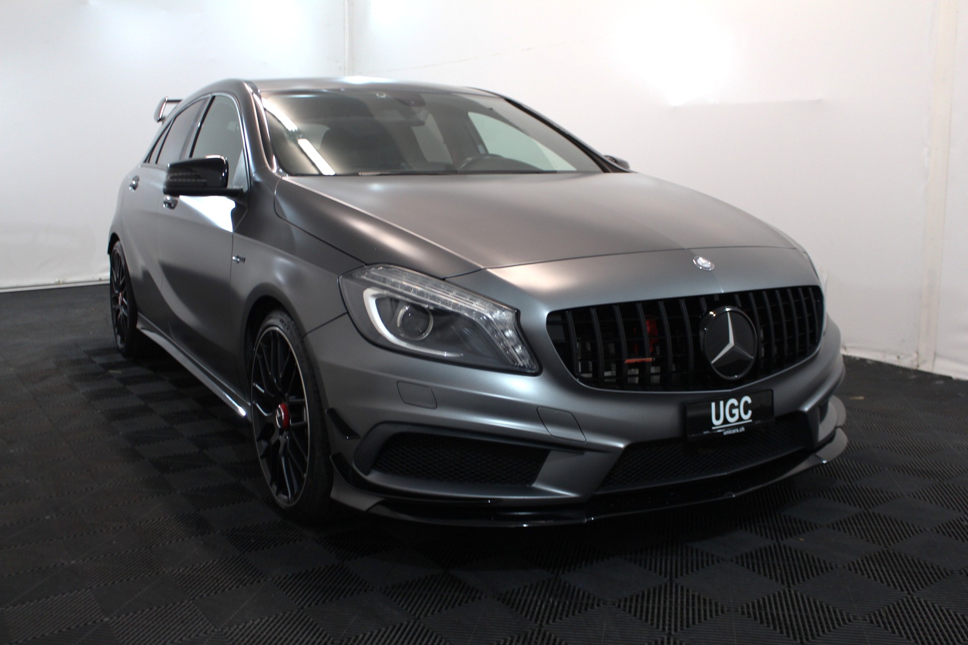 MERCEDES-BENZ A 45 AMG 4m