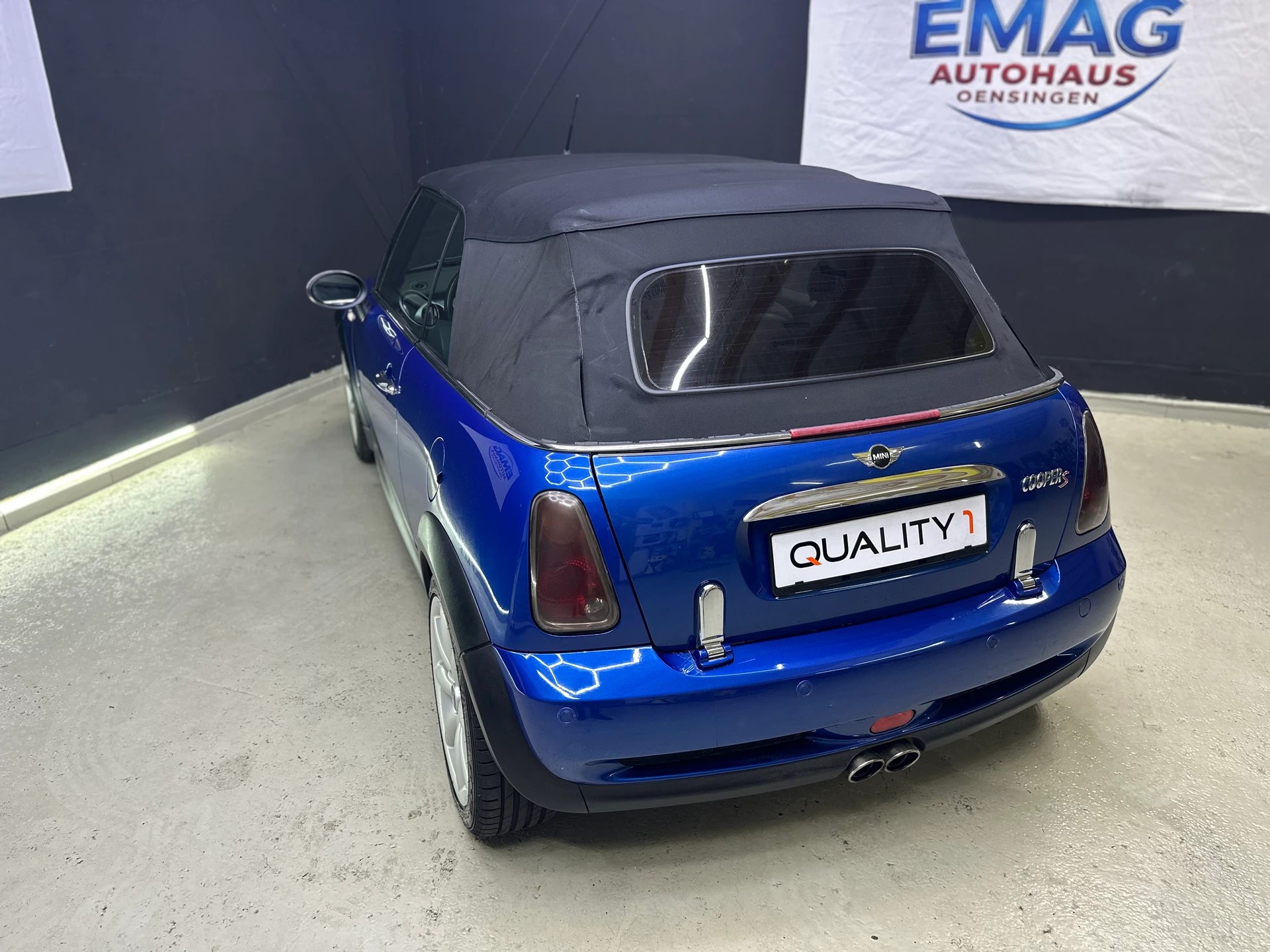 MINI Cooper S Cabriolet-image-10