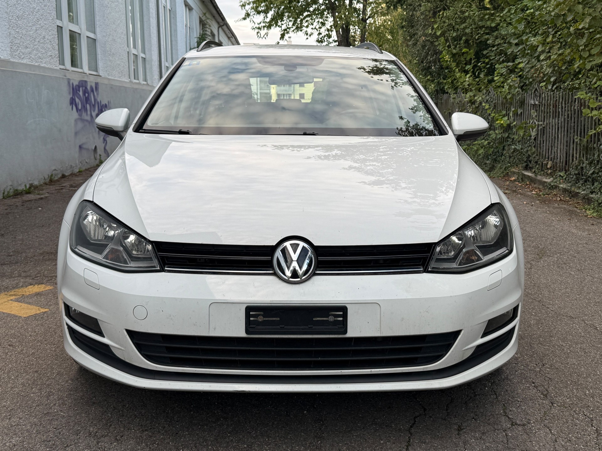 VW Golf Variant 1.6 TDI Start 4M 4Motion-image-6
