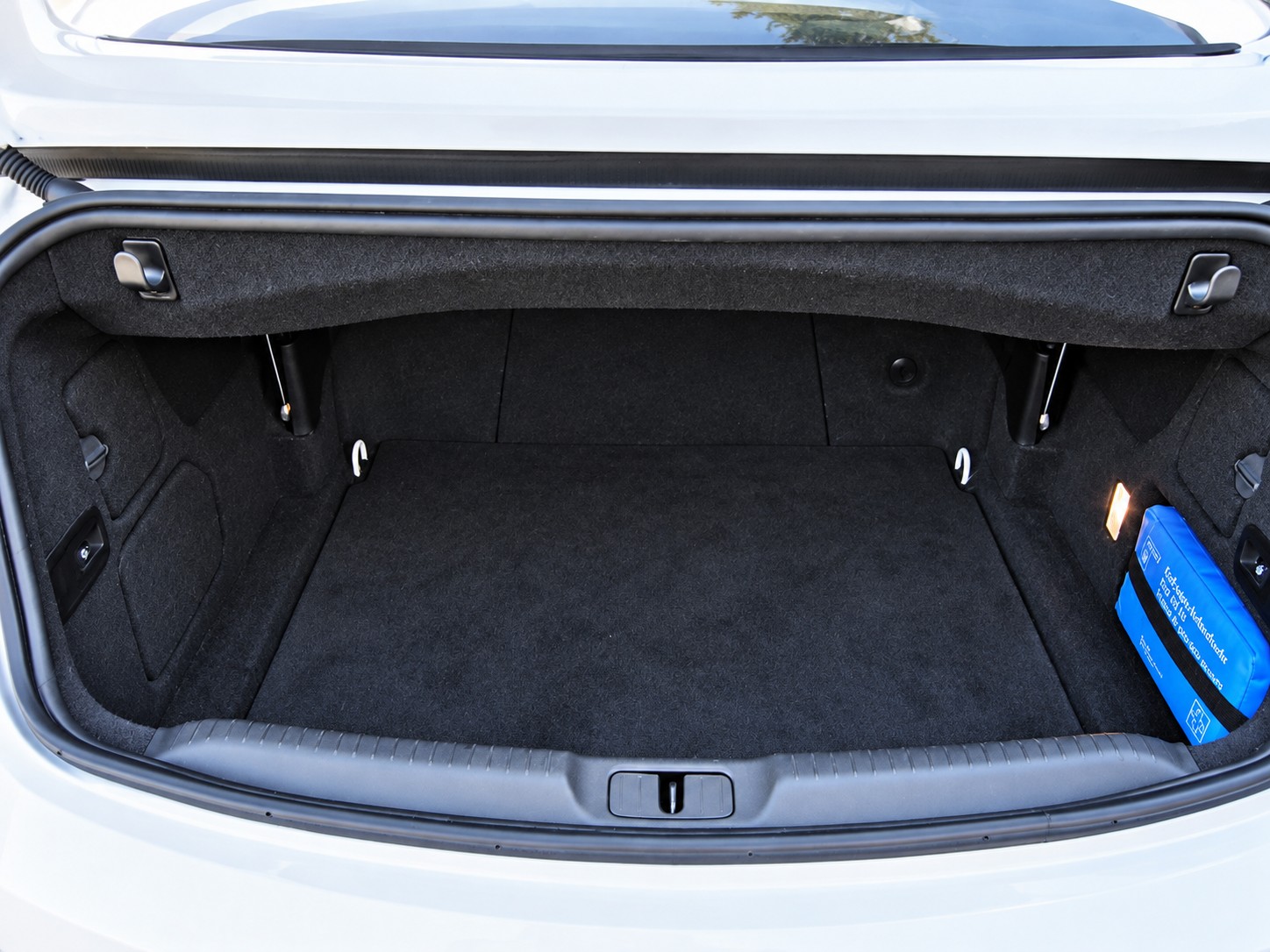 OPEL Cascada 1.6i 16V Cosmo-image-13