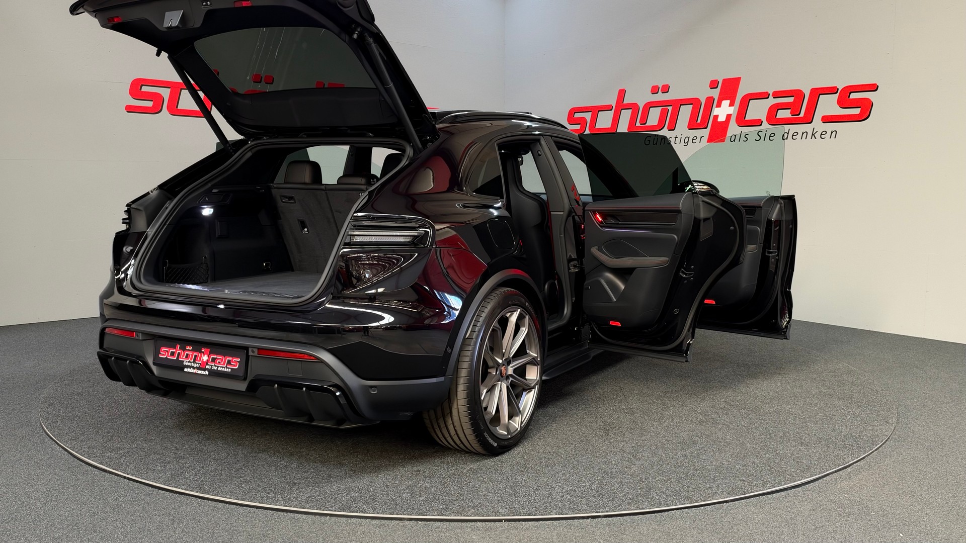 PORSCHE Macan 4 GTS 100kWh-image-6