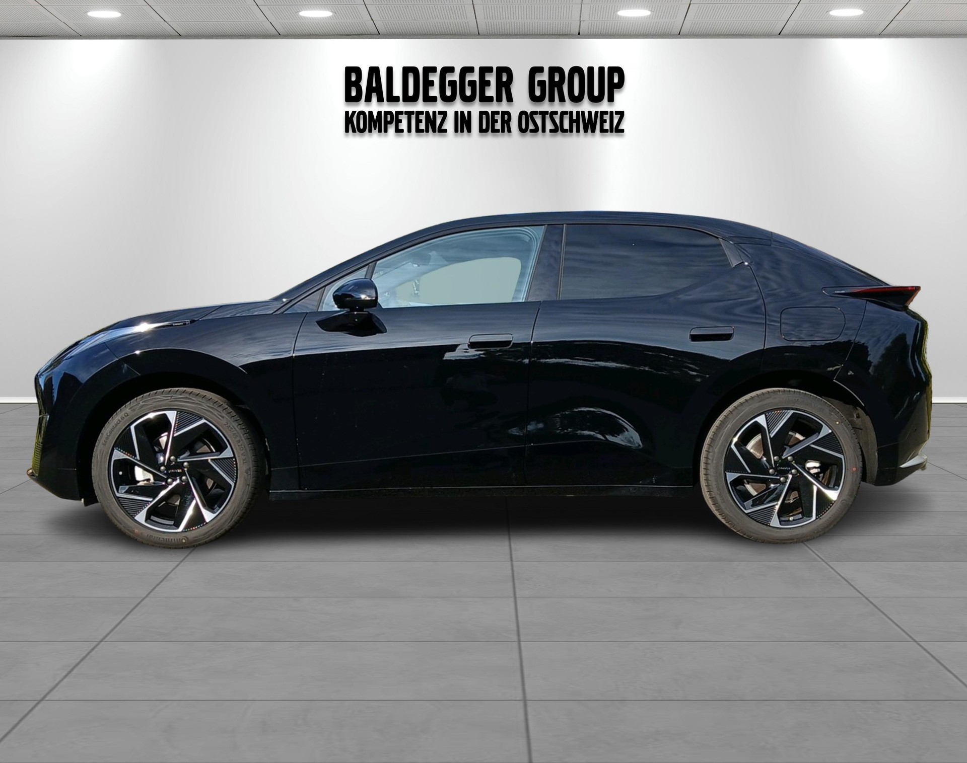 LYNK & CO 02-image-8