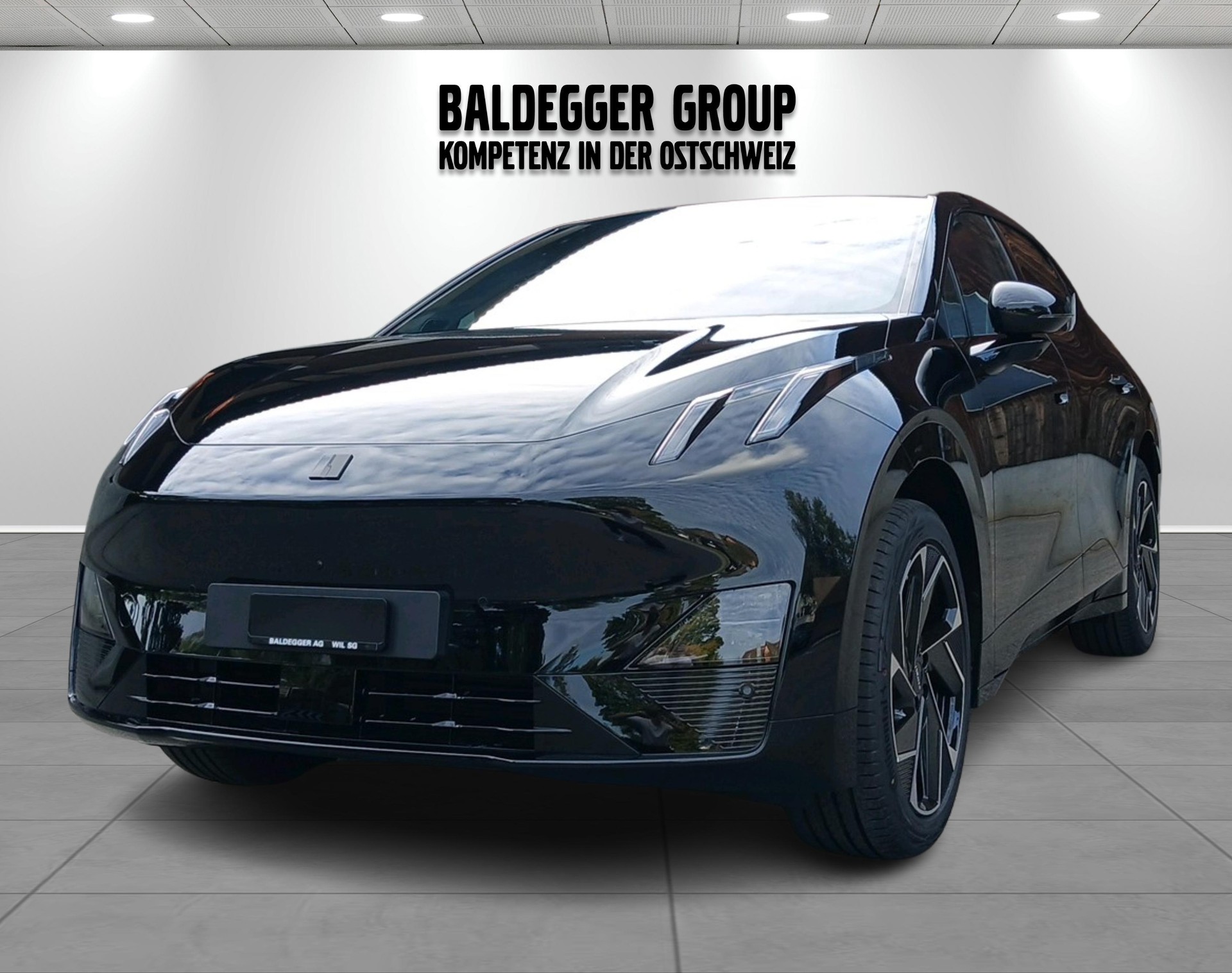 LYNK & CO 02-image-0