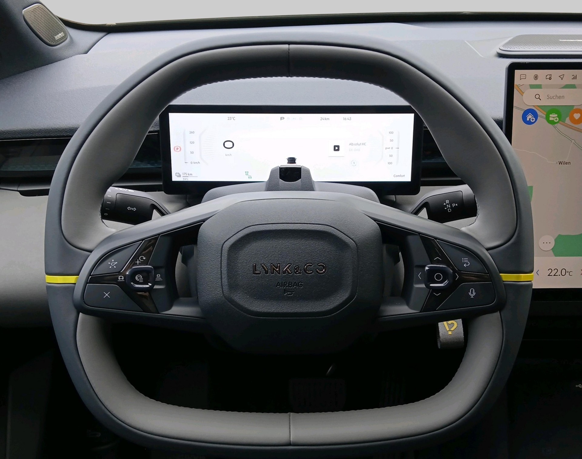 LYNK & CO 02-image-11