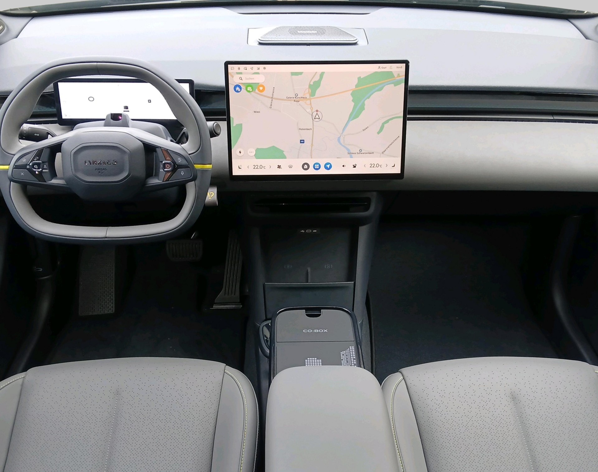 LYNK & CO 02-image-4