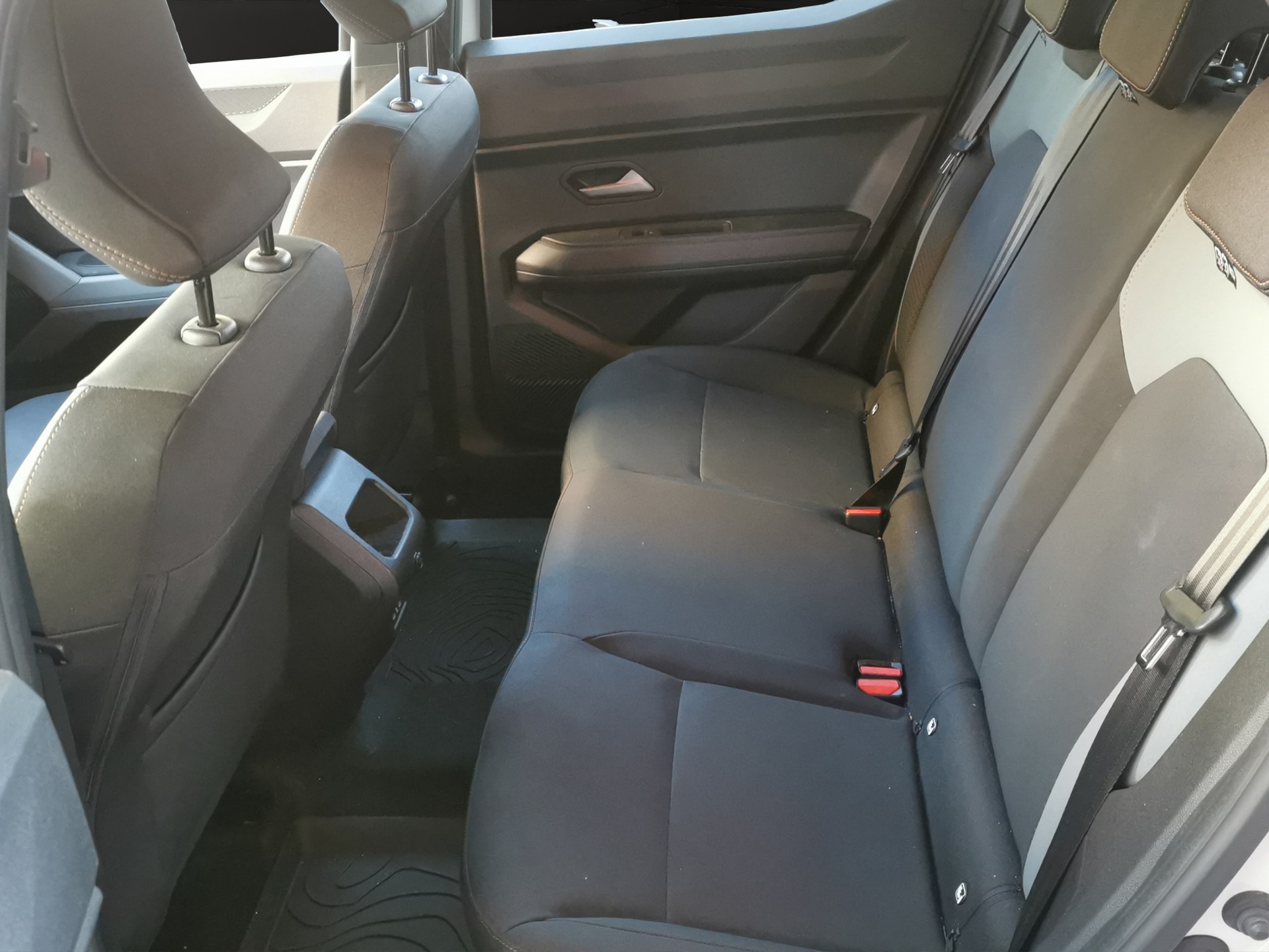 DACIA Duster TCe 130 48V Extreme 4x4-image-11