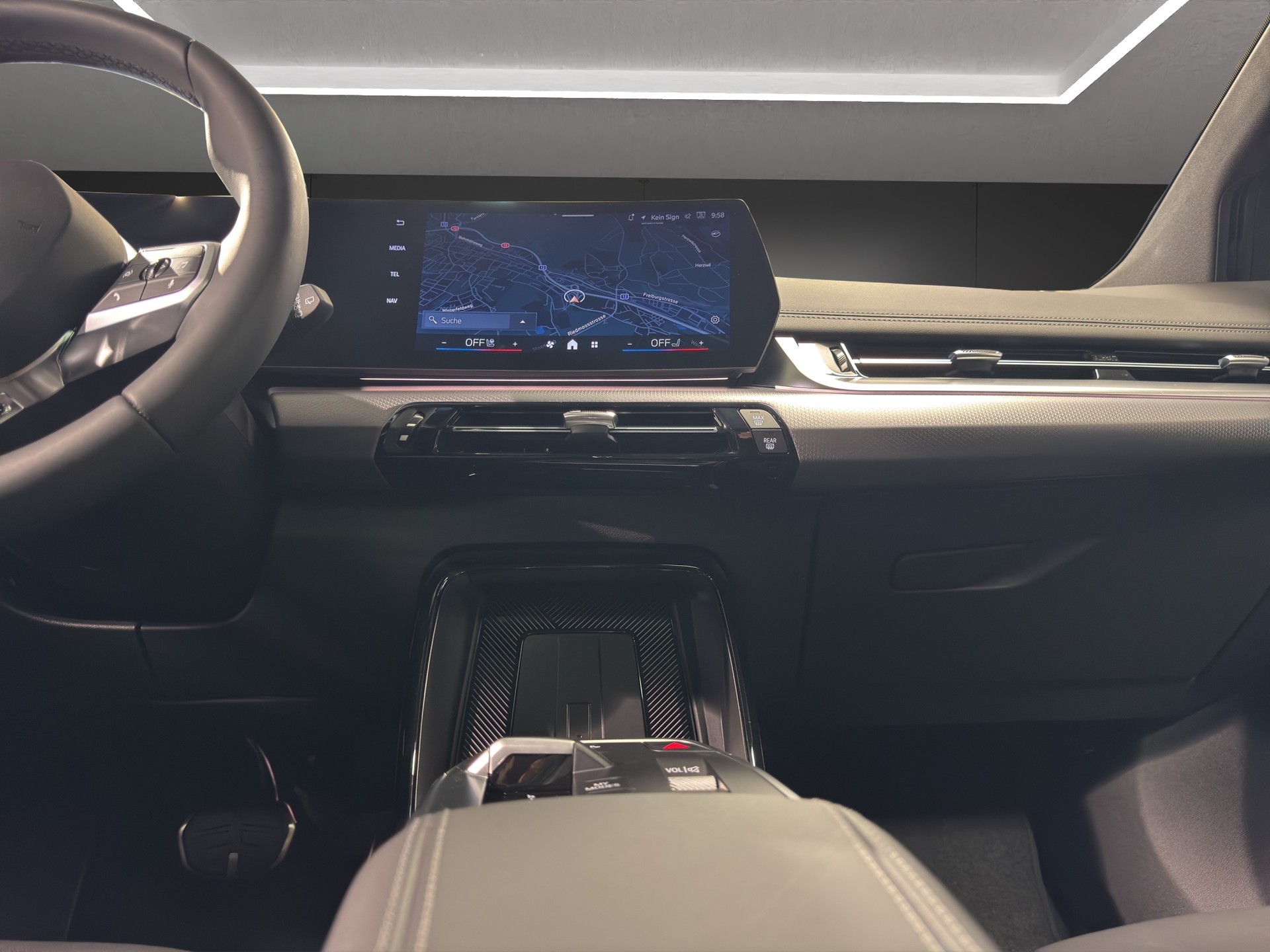 BMW 2er Reihe U06 Active Tourer 220i paddles-image-13