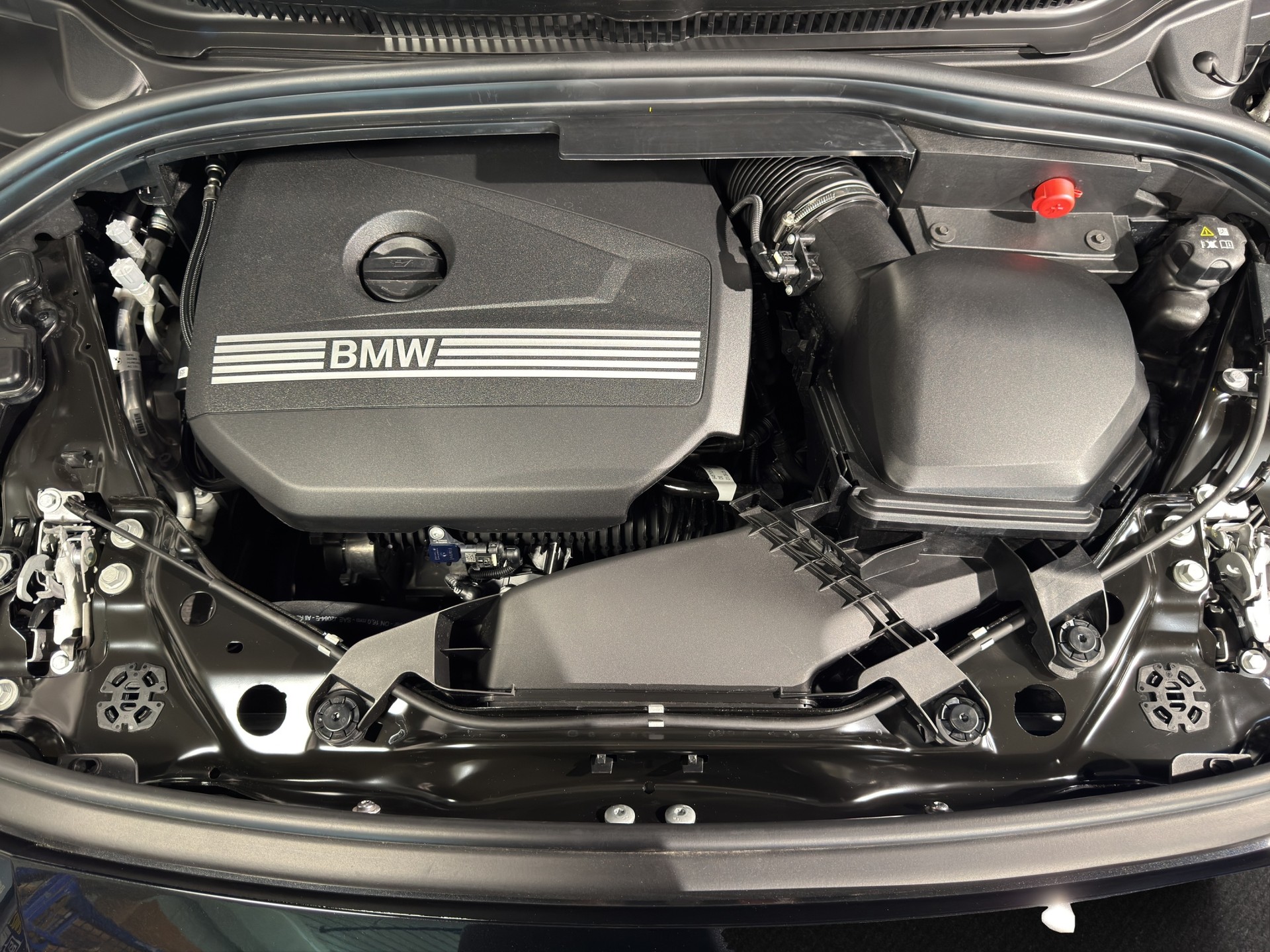 BMW 2er Reihe U06 Active Tourer 220i paddles-image-21