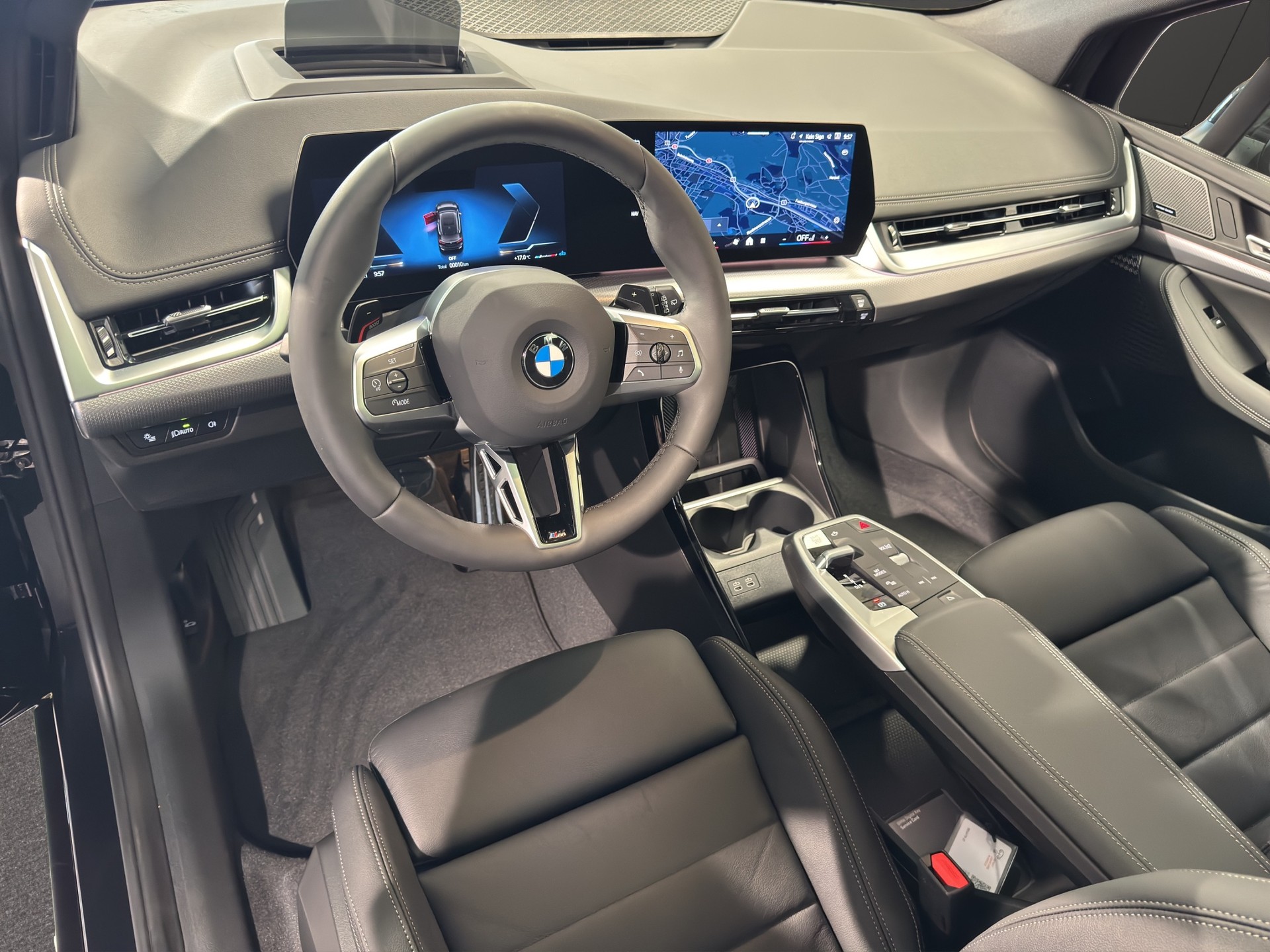 BMW 2er Reihe U06 Active Tourer 220i paddles-image-8