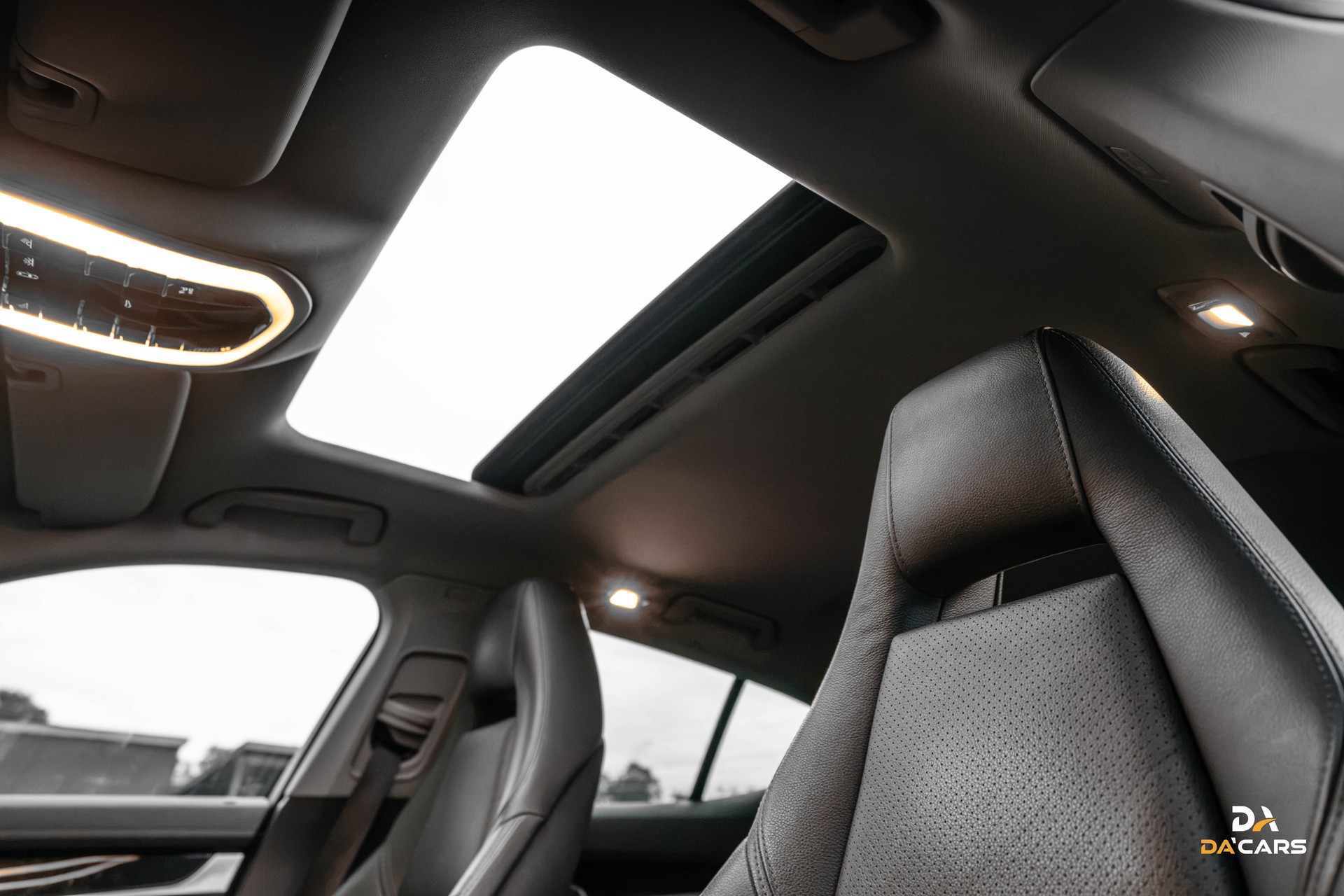 PORSCHE Panamera 4 3.6 PDK-image-15