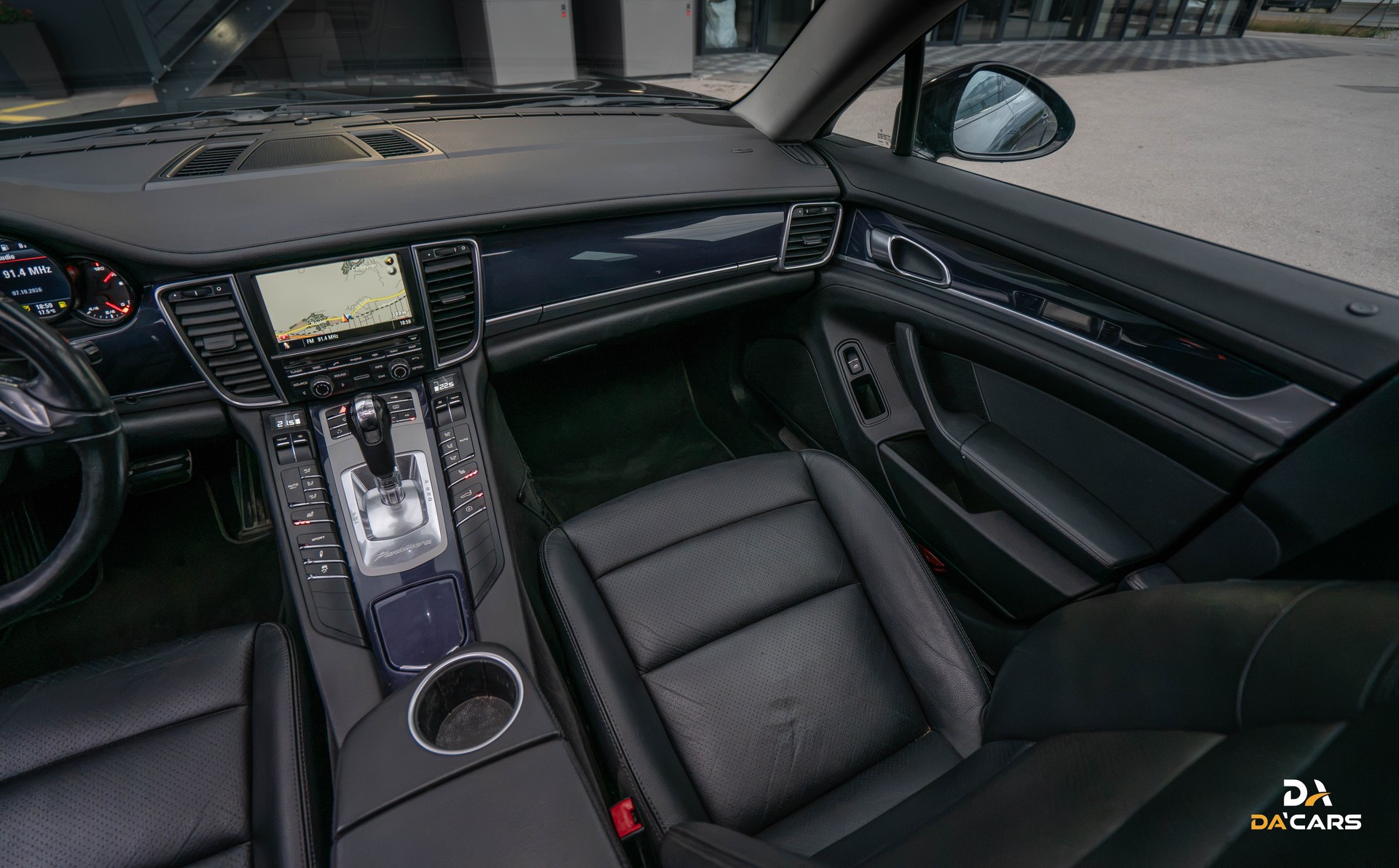 PORSCHE Panamera 4 3.6 PDK-image-11